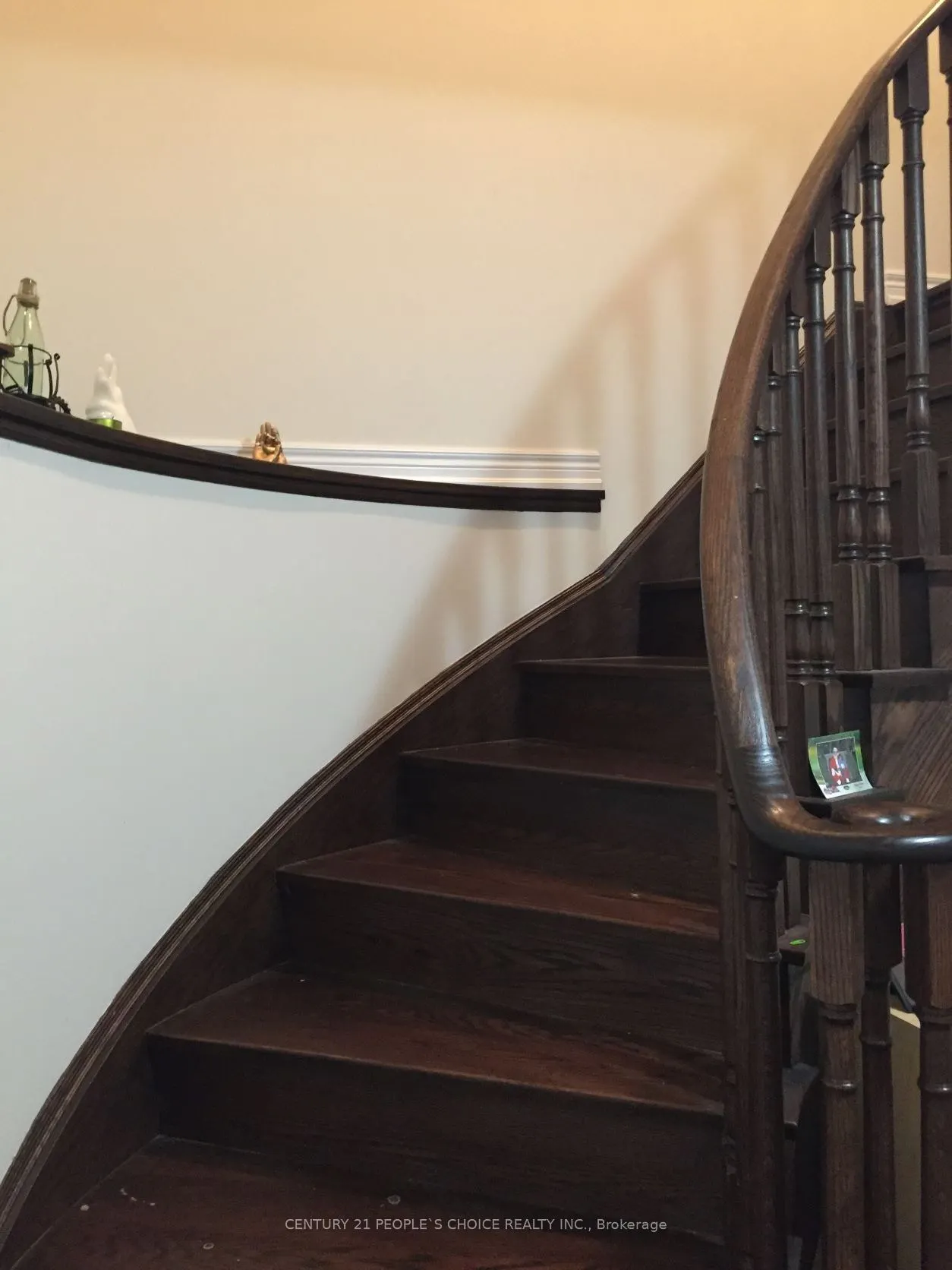 71 Buchanan Crescent, #Upper