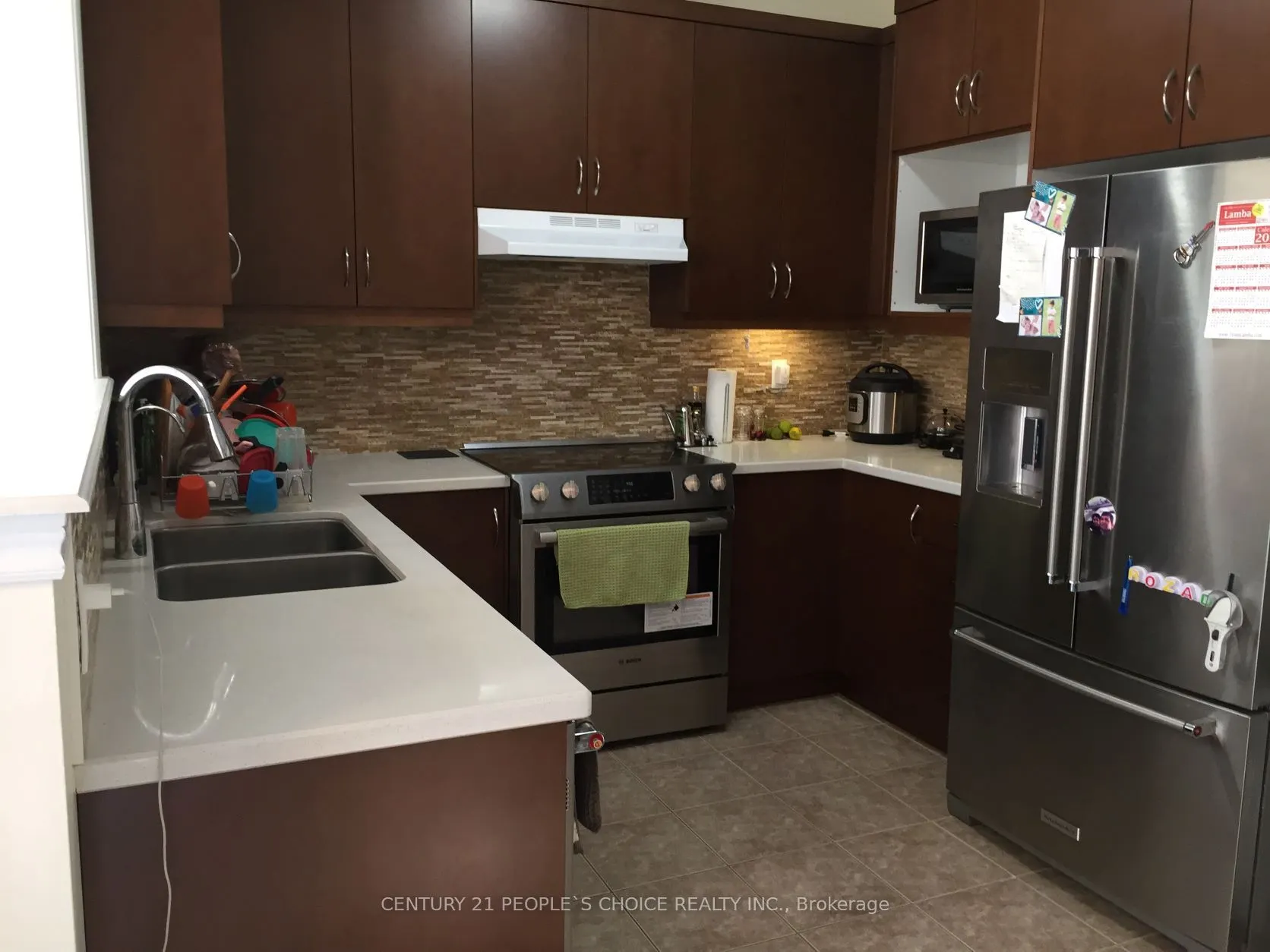 71 Buchanan Crescent, #Upper