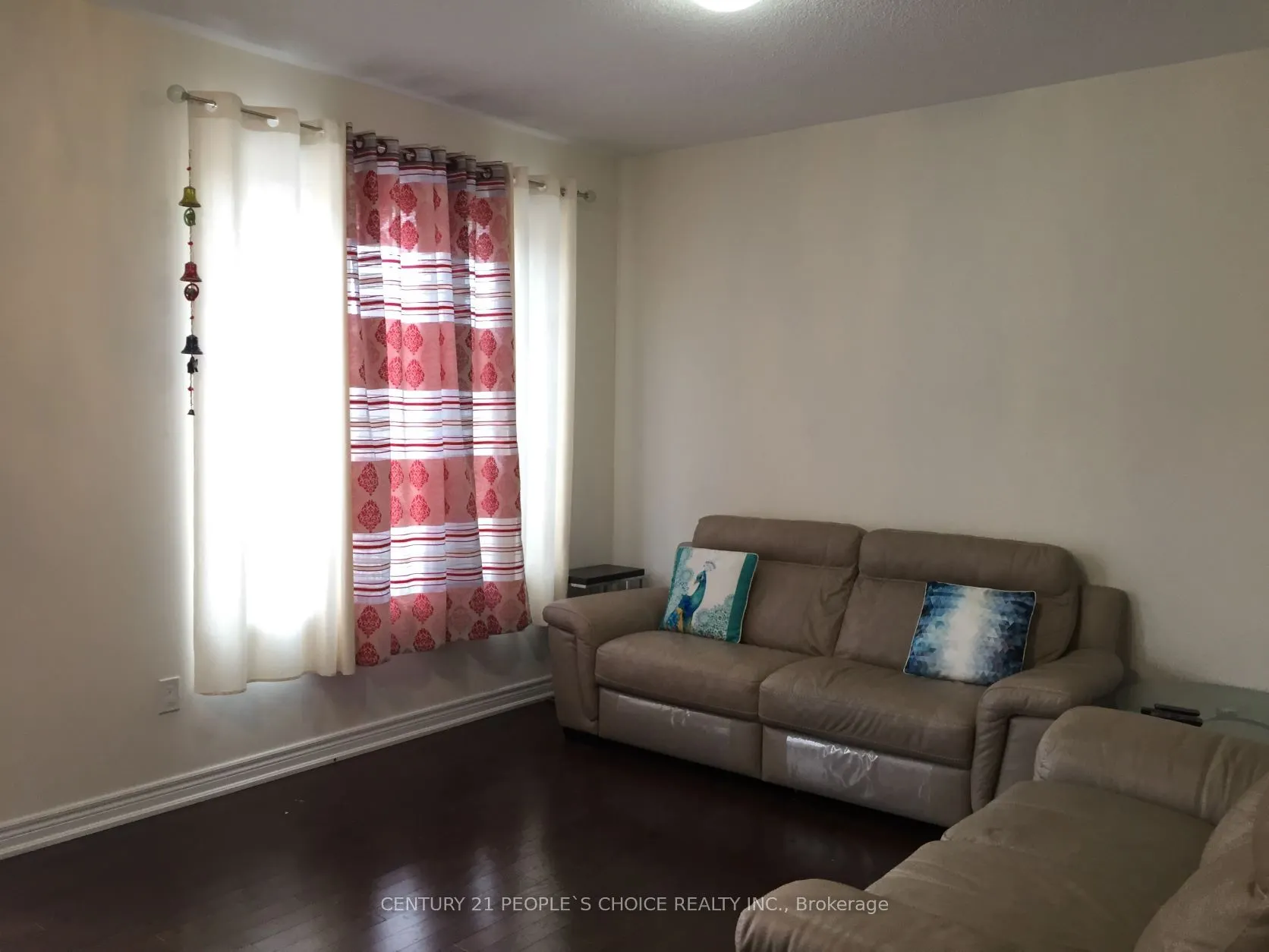 71 Buchanan Crescent, #Upper