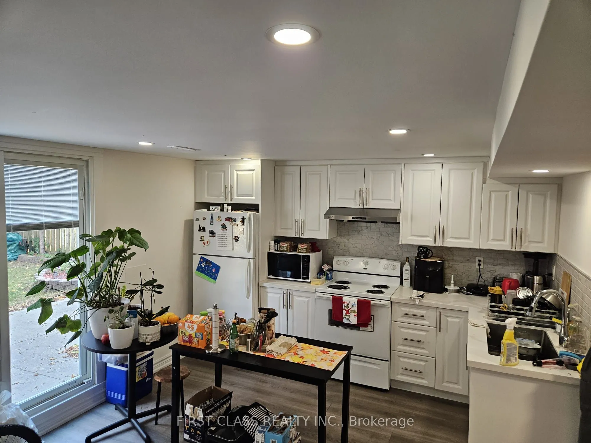 79 Whitchurch Mews, #basement