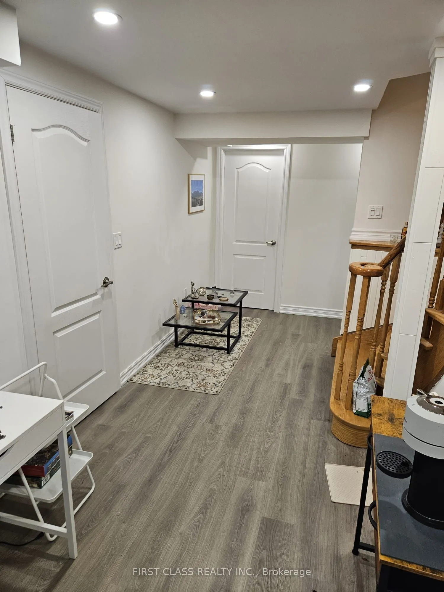 79 Whitchurch Mews, #basement