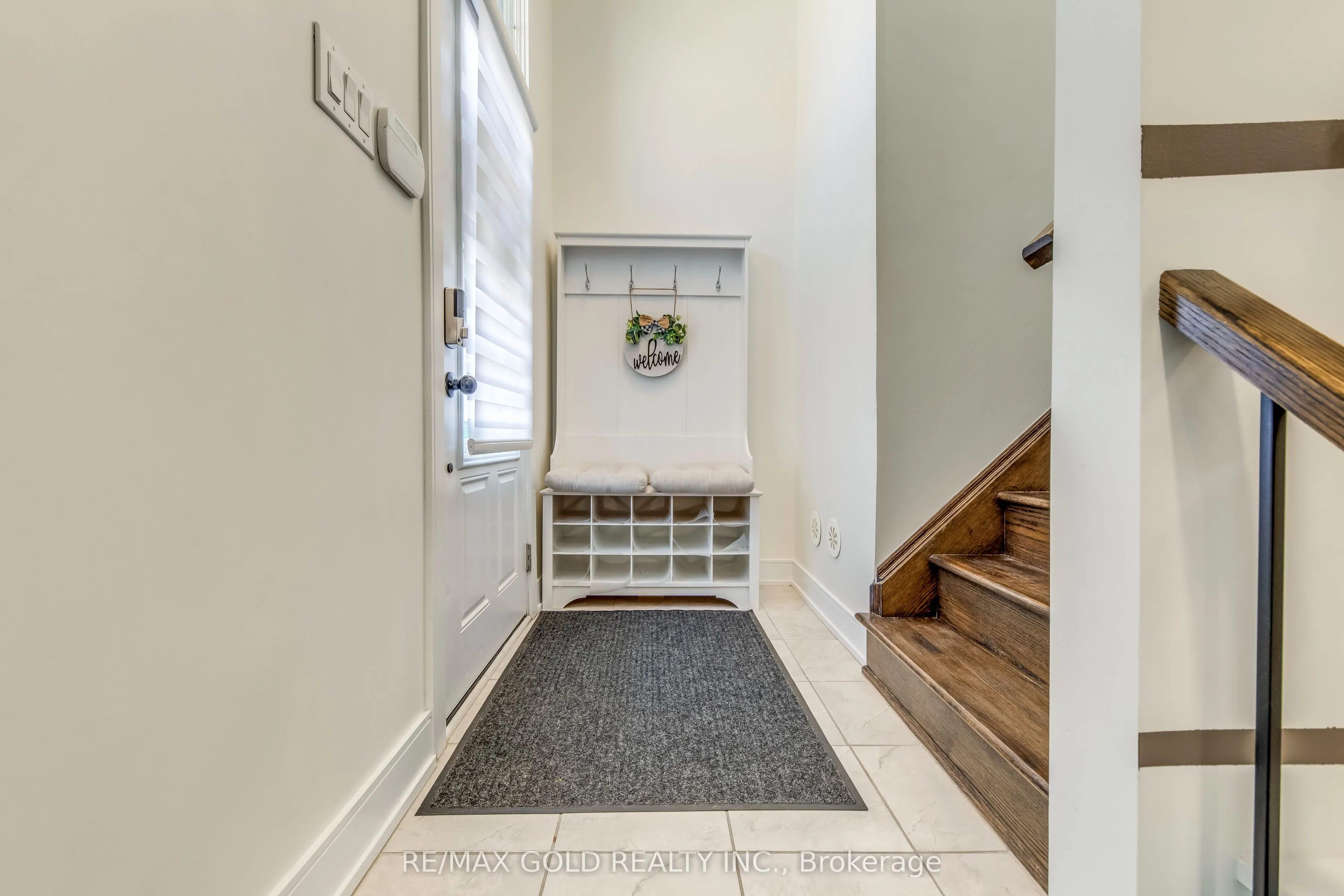 561 Mermaid Crescent