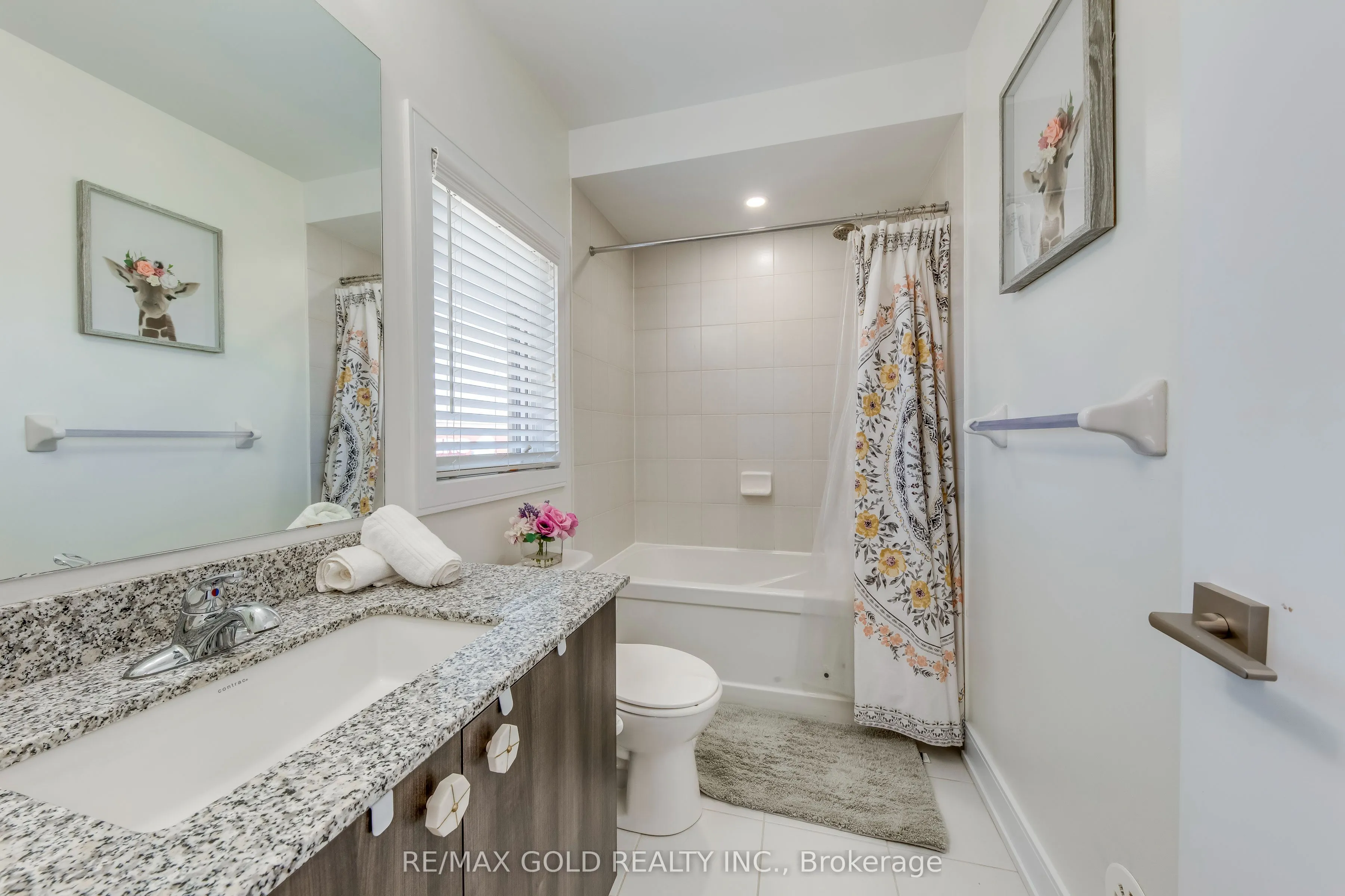 561 Mermaid Crescent