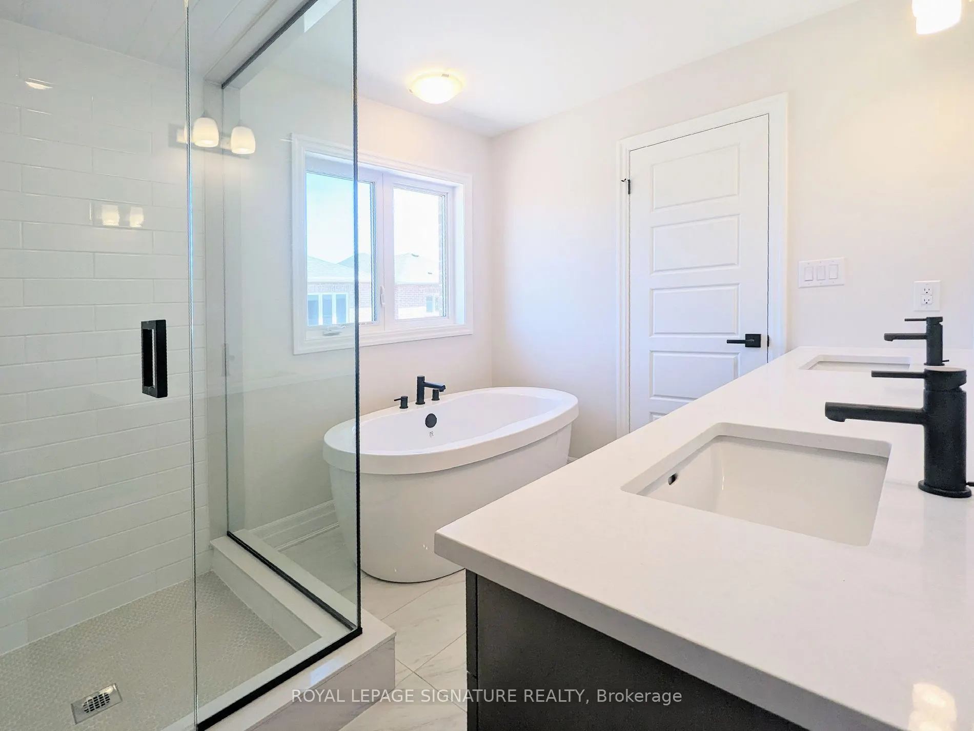 1225 Manitou Way