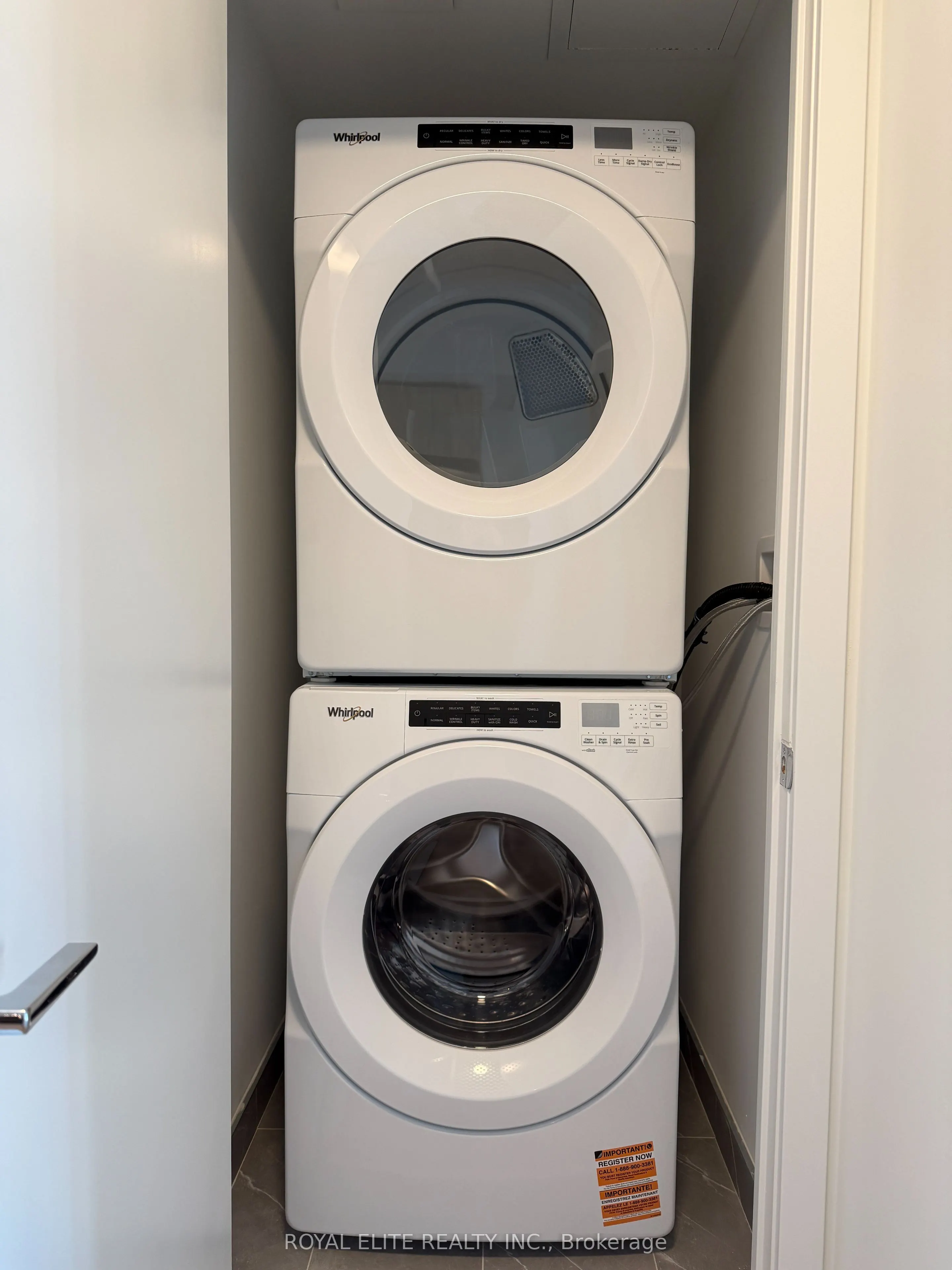 1037 The Queensway, #513