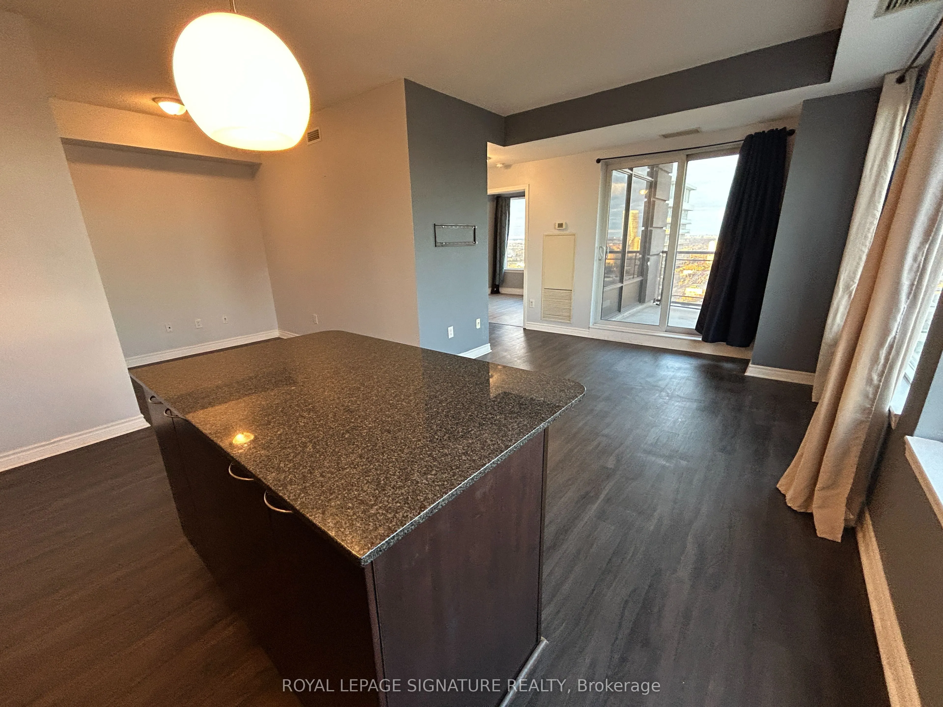 385 Prince Of Wales Drive, #3005