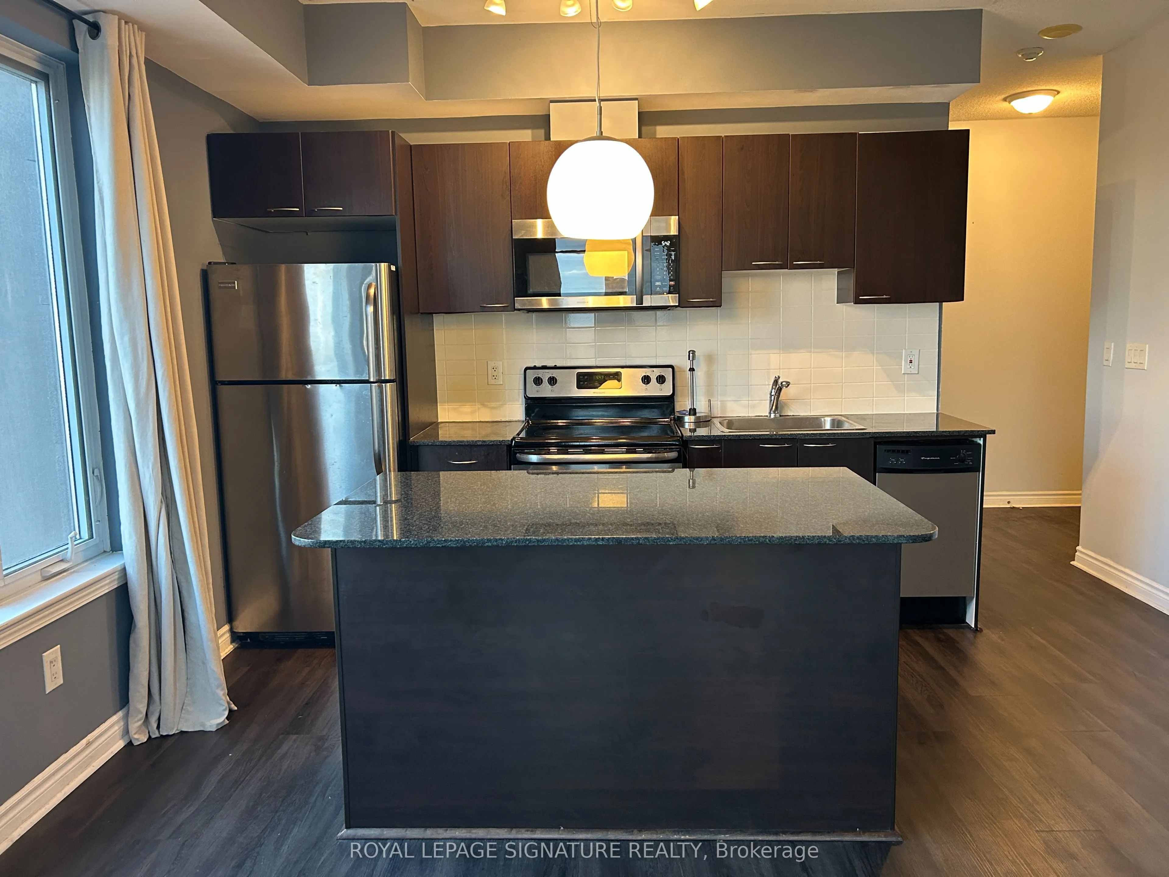 385 Prince Of Wales Drive, #3005