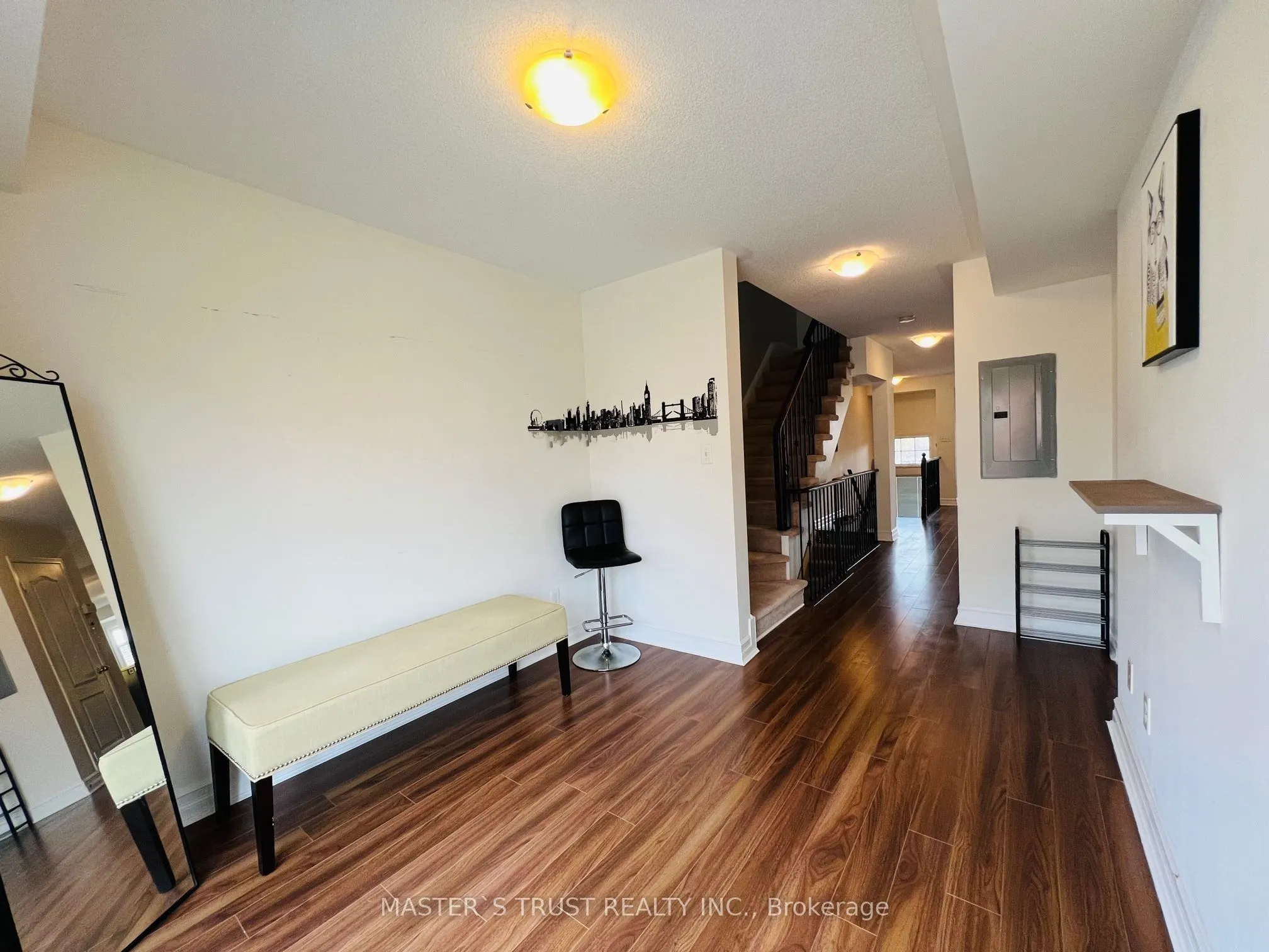 3335 Thomas Street N, #16