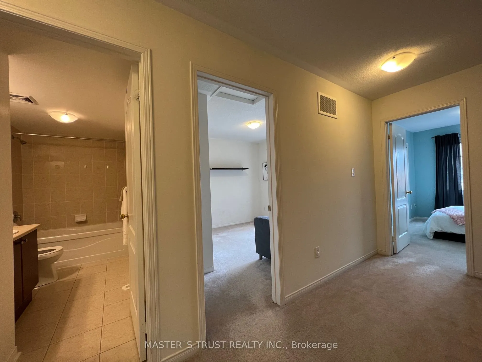 3335 Thomas Street N, #16