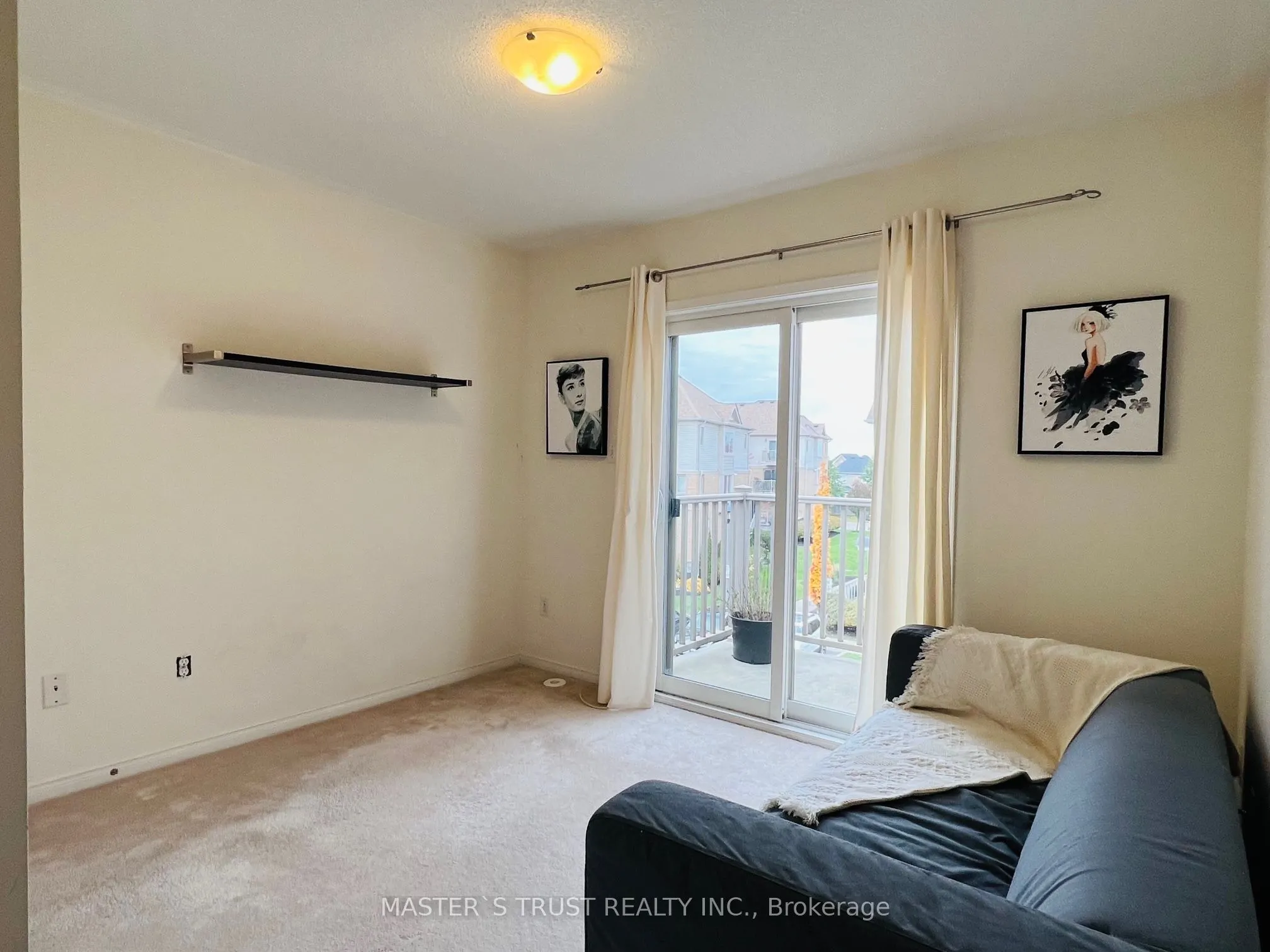 3335 Thomas Street N, #16