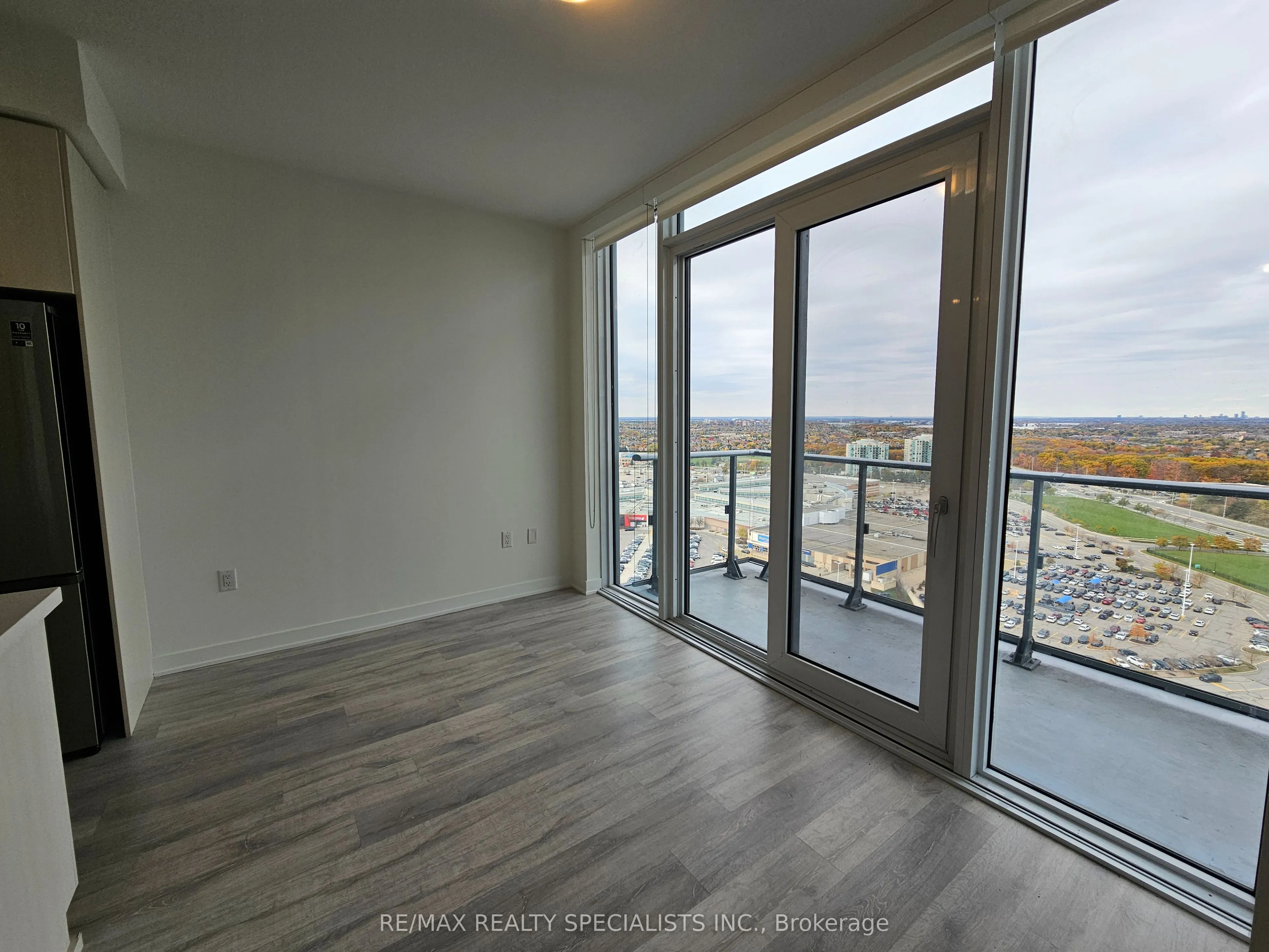 4655 Metcalfe Avenue, #PH 2203