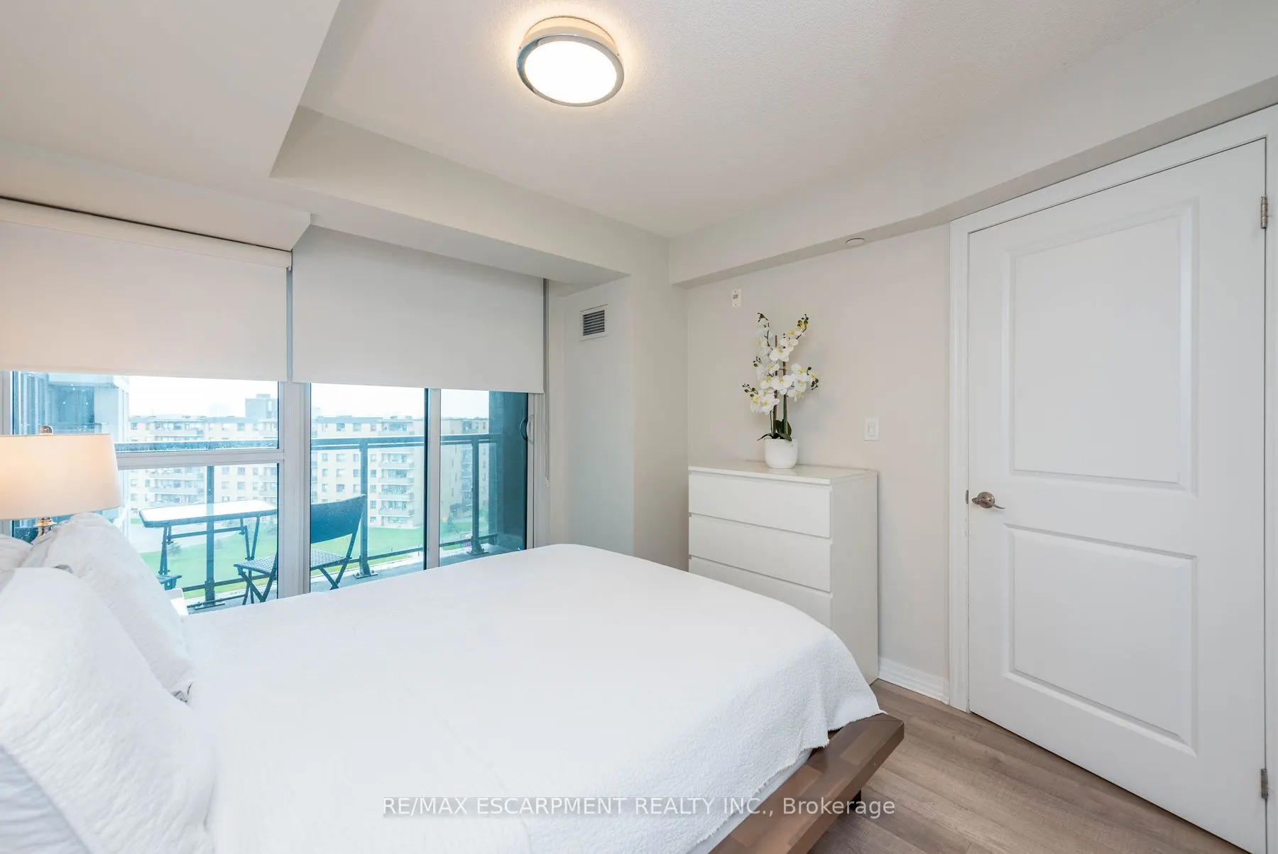 80 Esther Lorrie Drive, #802