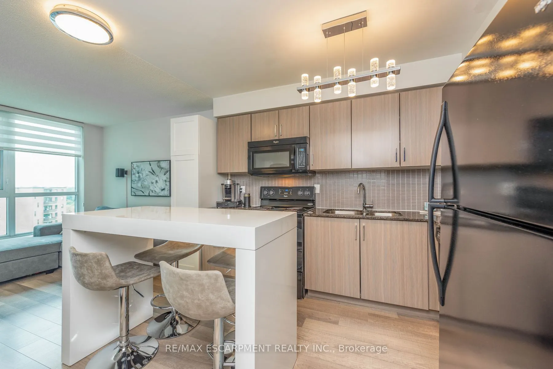 80 Esther Lorrie Drive, #802