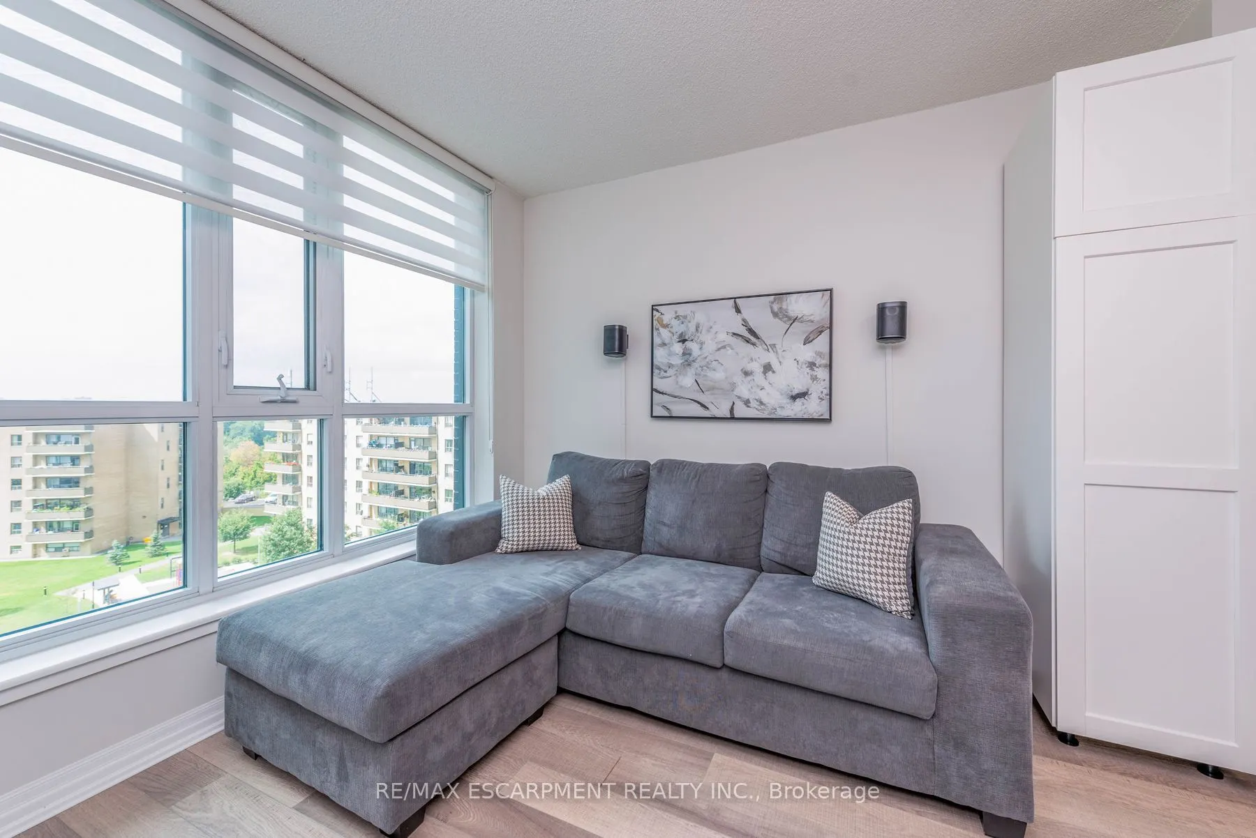 80 Esther Lorrie Drive, #802