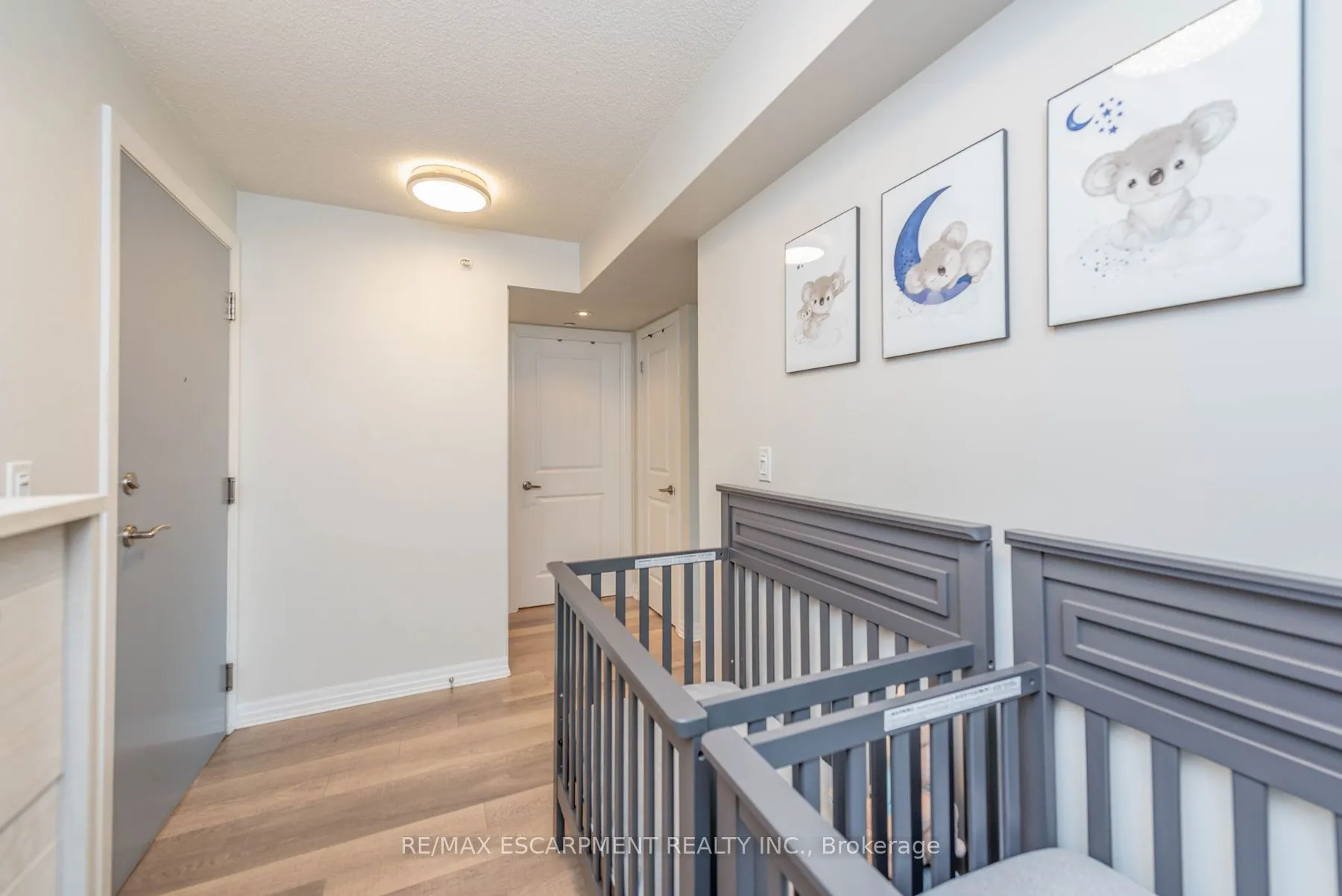 80 Esther Lorrie Drive, #802