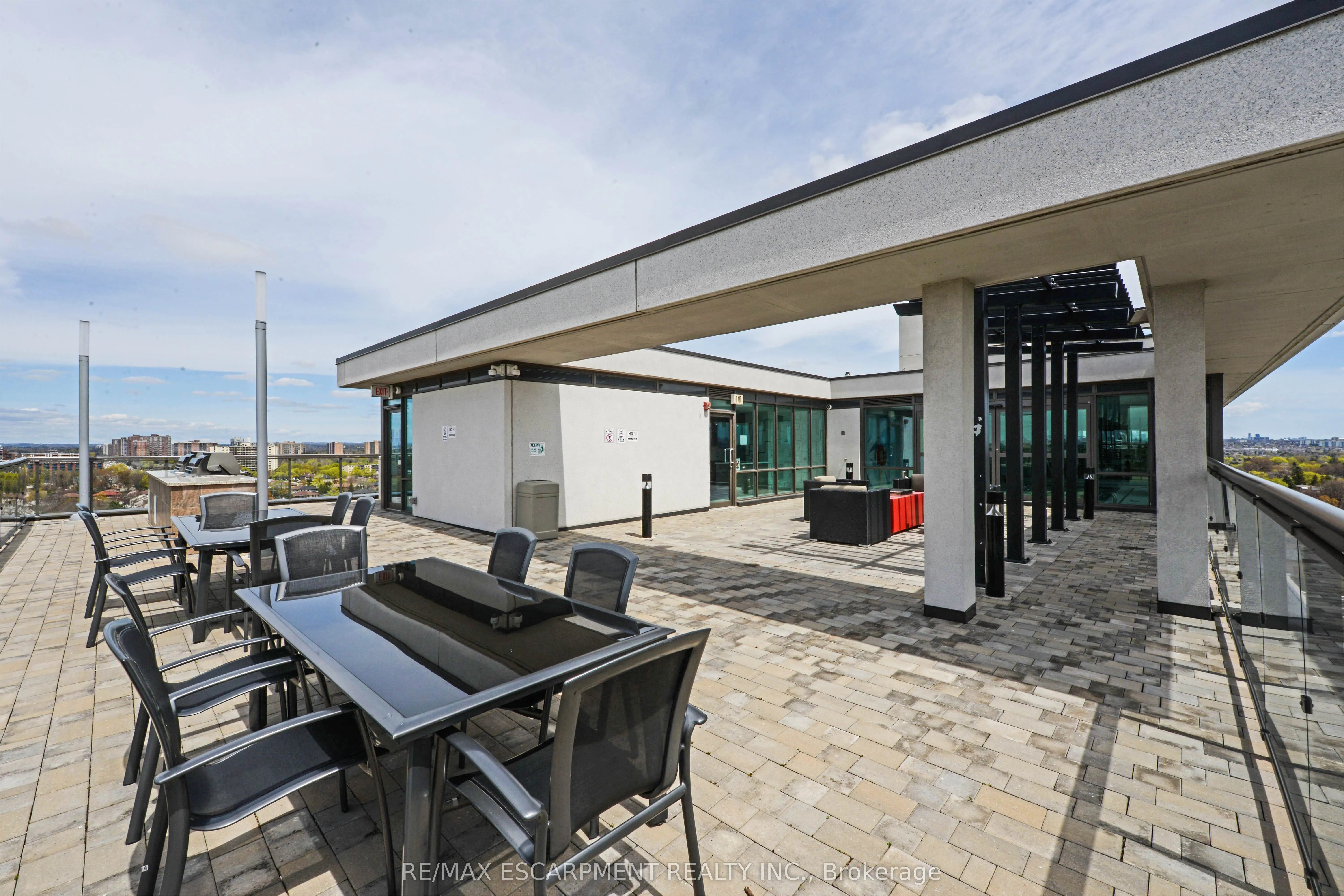 80 Esther Lorrie Drive, #802