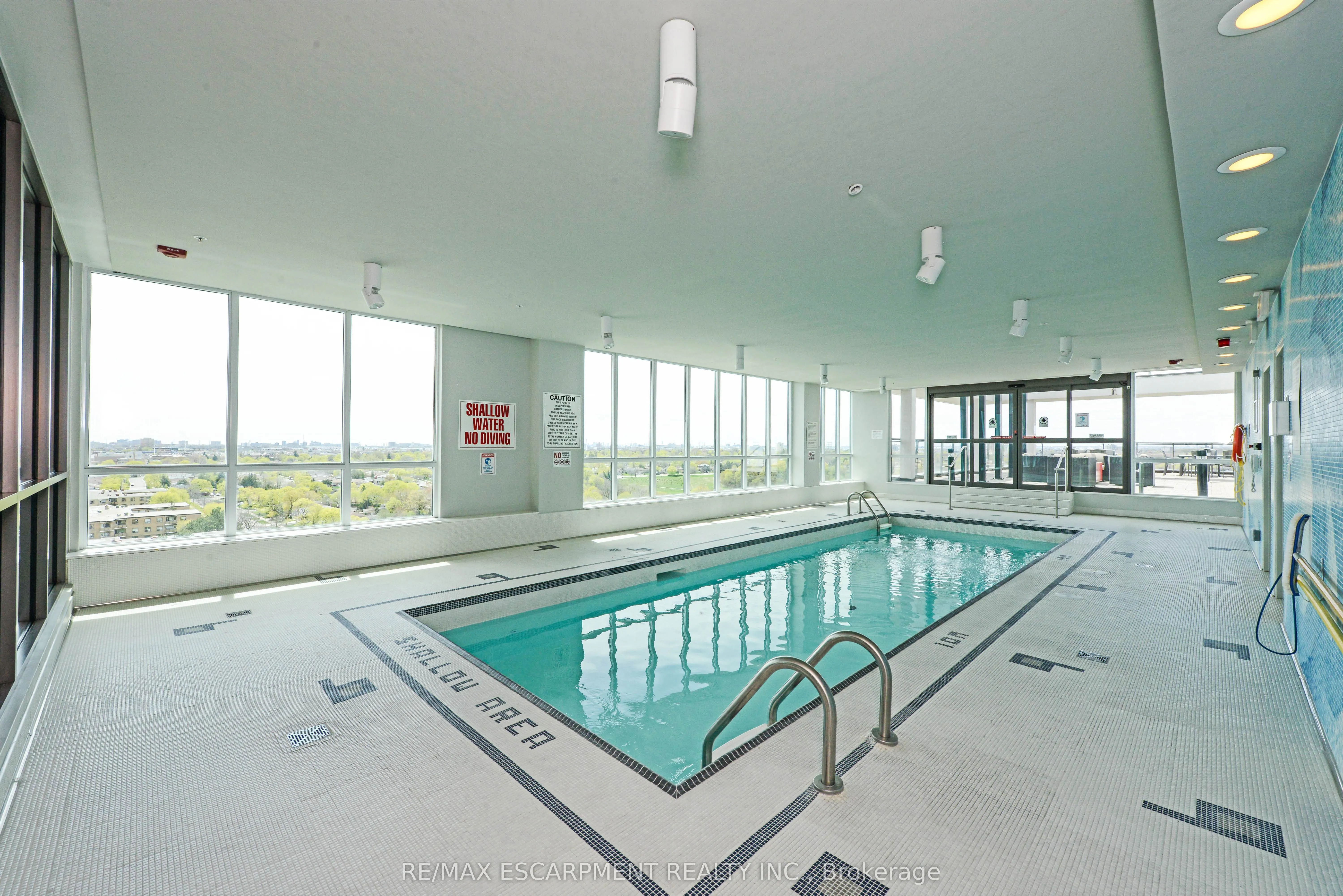 80 Esther Lorrie Drive, #802