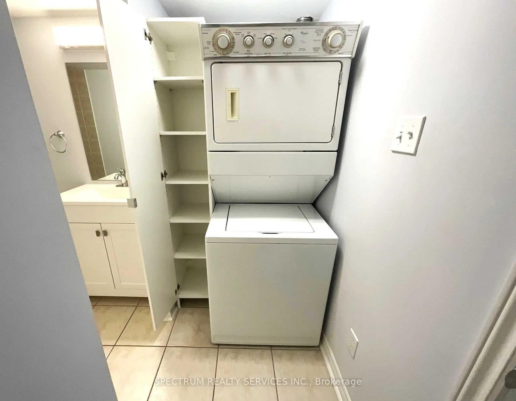 95 George Appleton Way, #2162