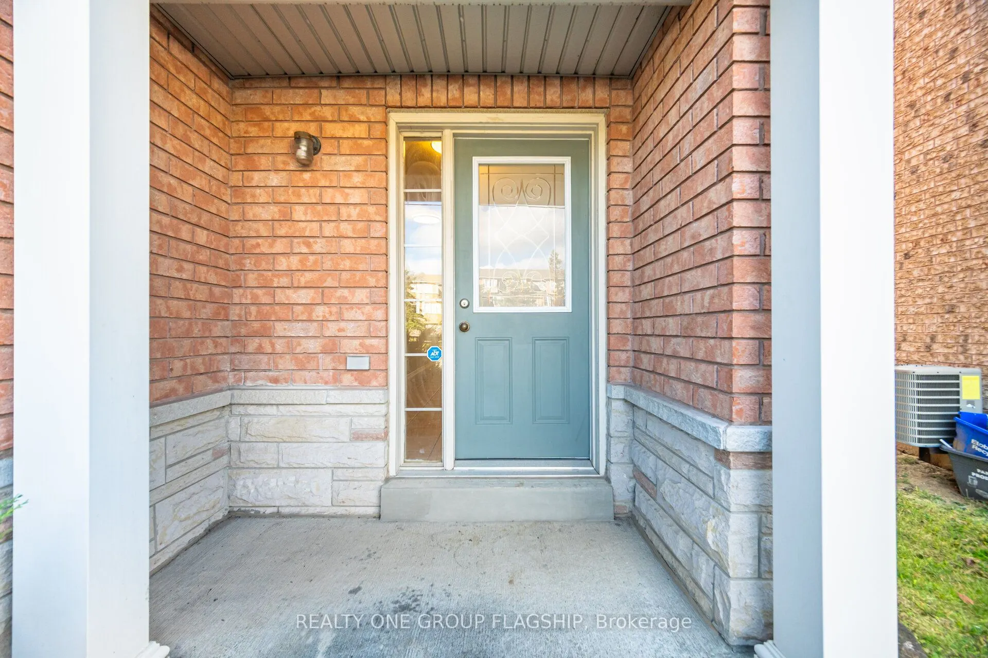 1082 Felicity Crescent