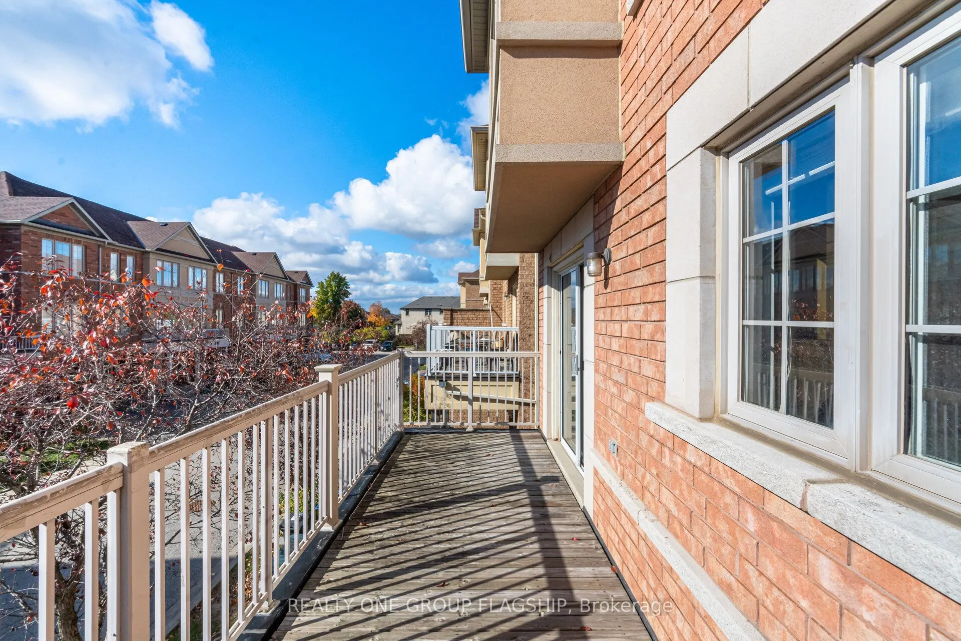 1082 Felicity Crescent