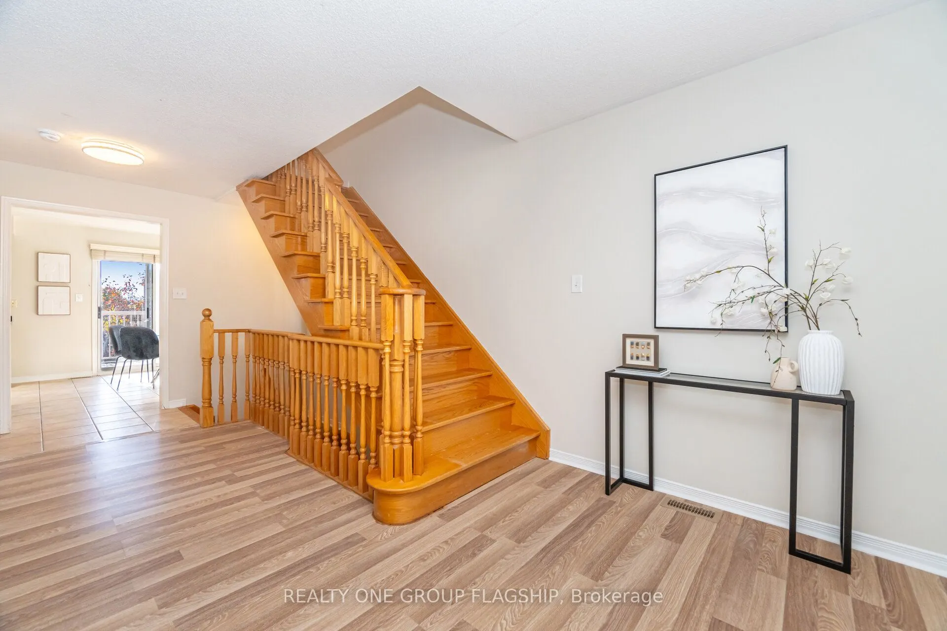 1082 Felicity Crescent