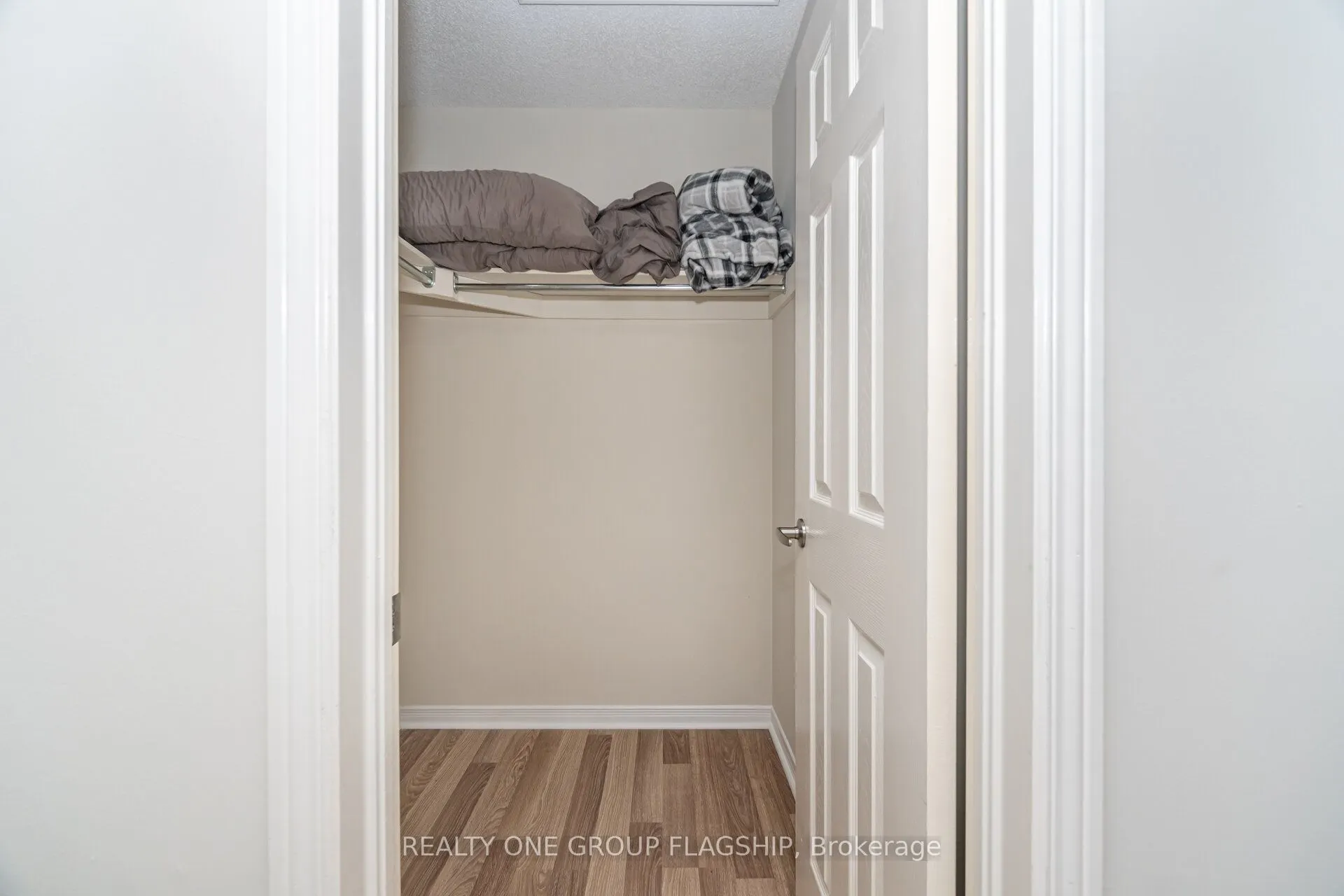 1082 Felicity Crescent