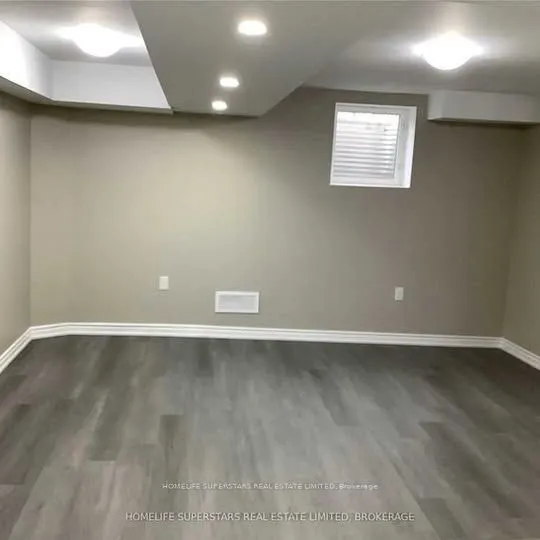 12 Romeo Road E, #BASEMENT