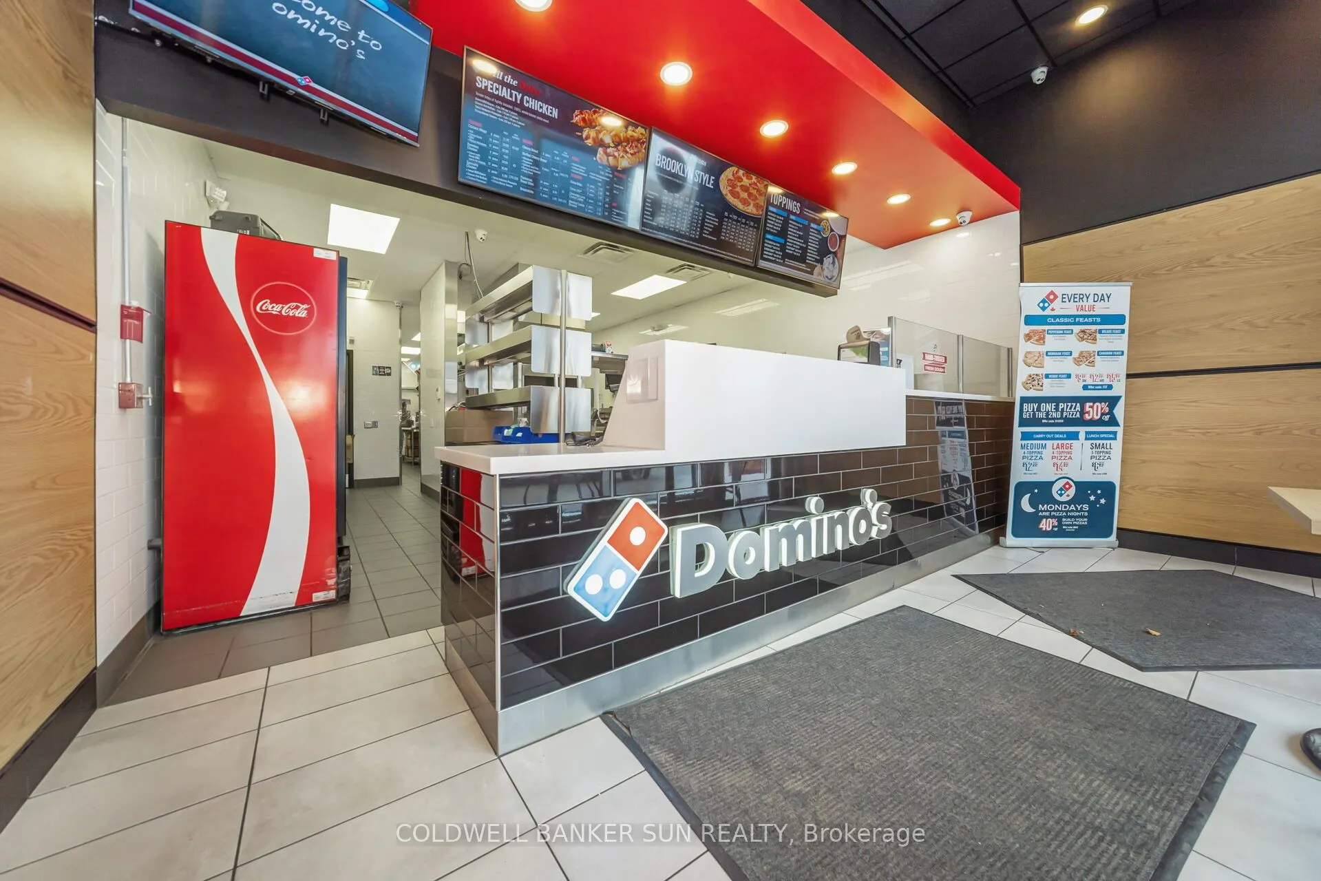 10 DEWSIDE Drive, #15