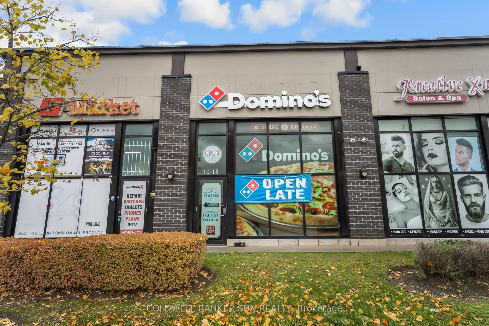 10 DEWSIDE Drive, #15