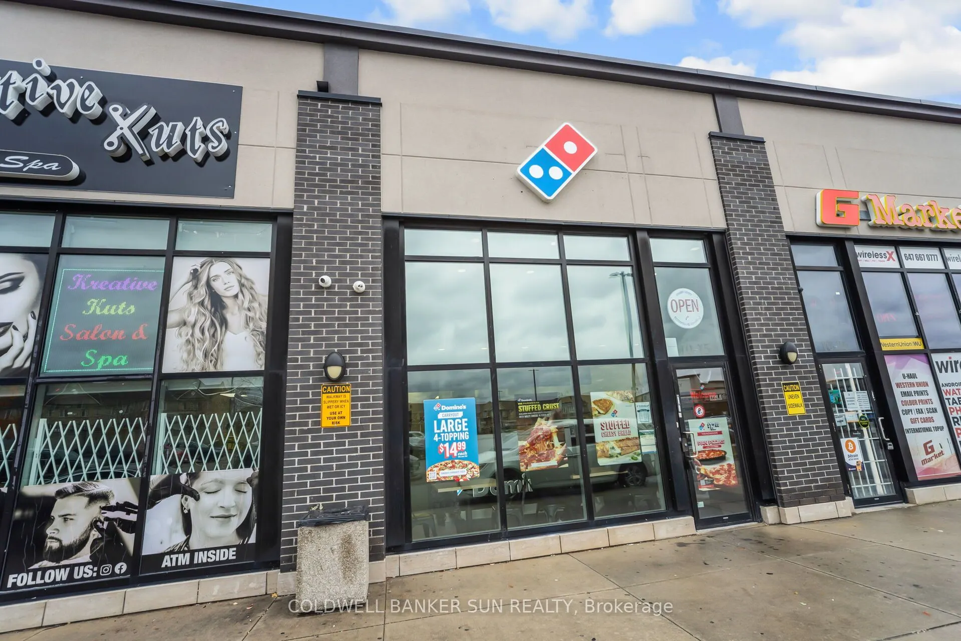 10 DEWSIDE Drive, #15