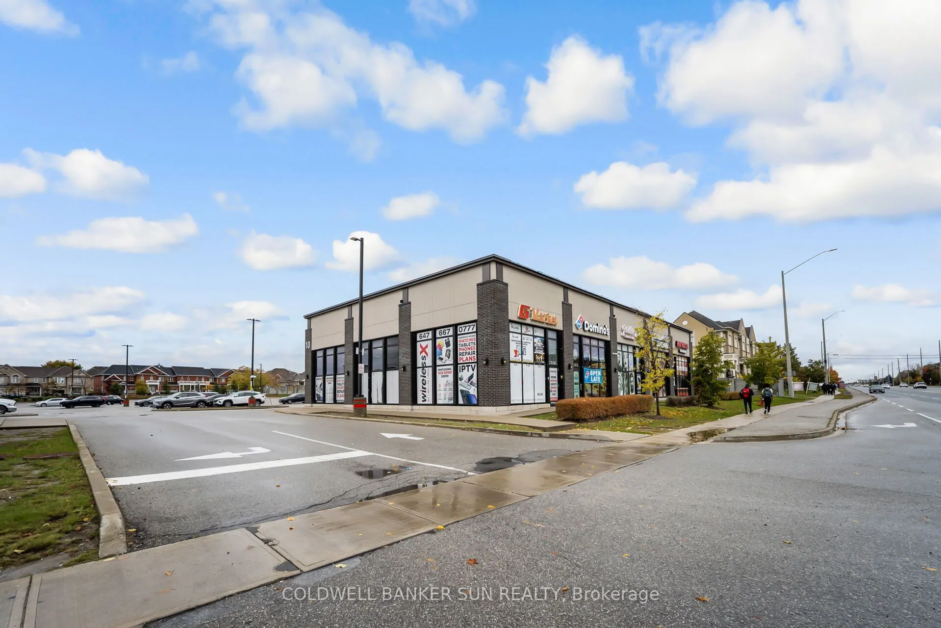 10 DEWSIDE Drive, #15