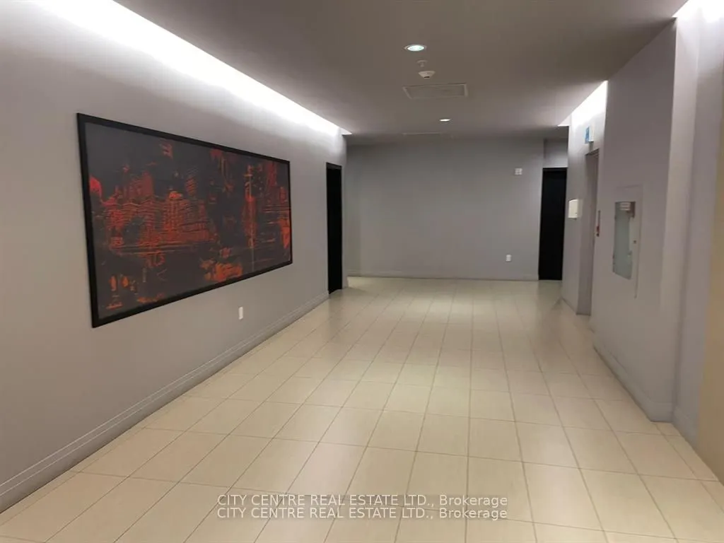 408 Browns Line, #109