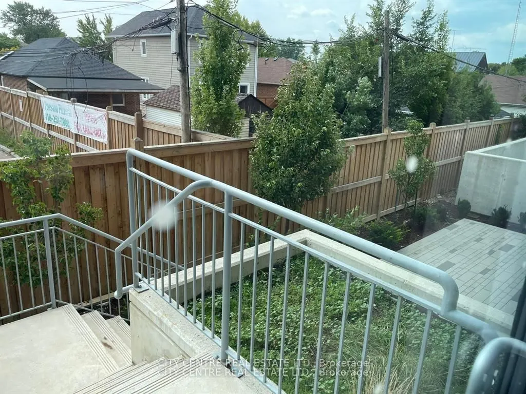 408 Browns Line, #109