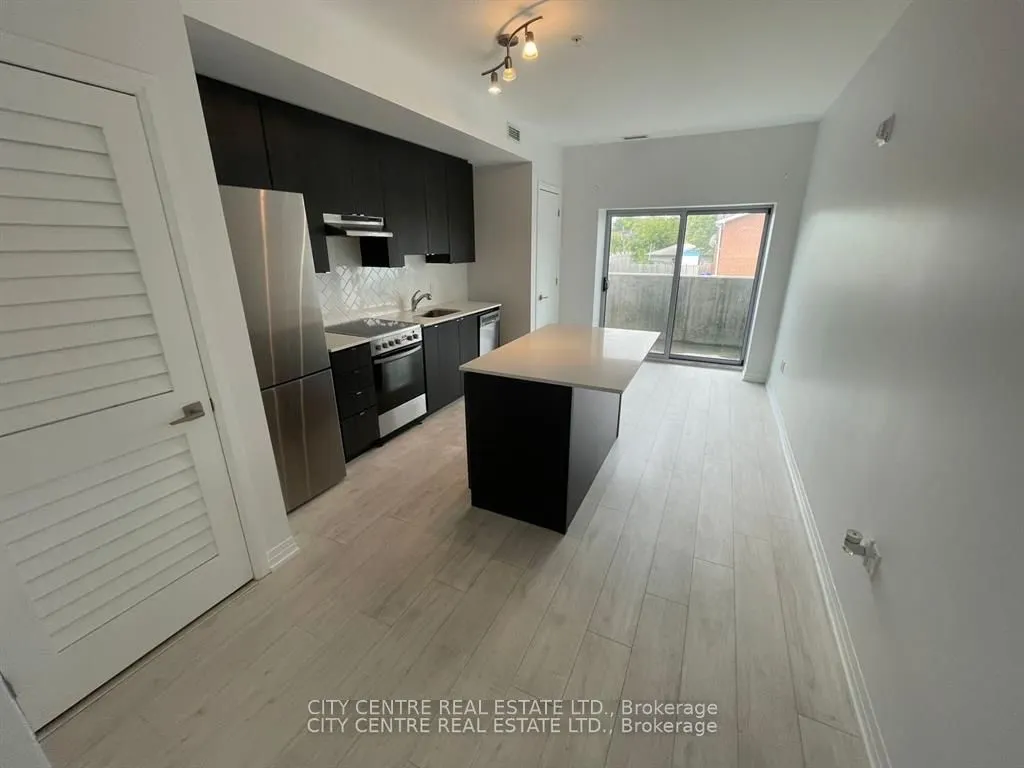 408 Browns Line, #109