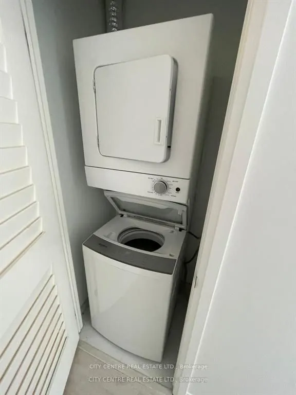 408 Browns Line, #109