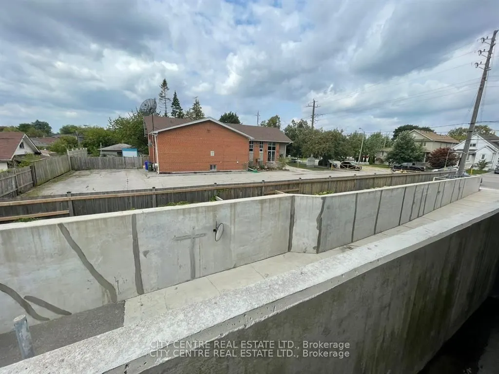 408 Browns Line, #109