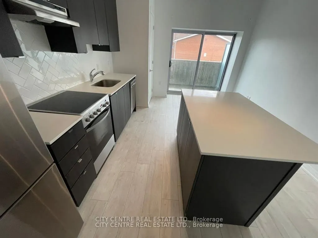 408 Browns Line, #109