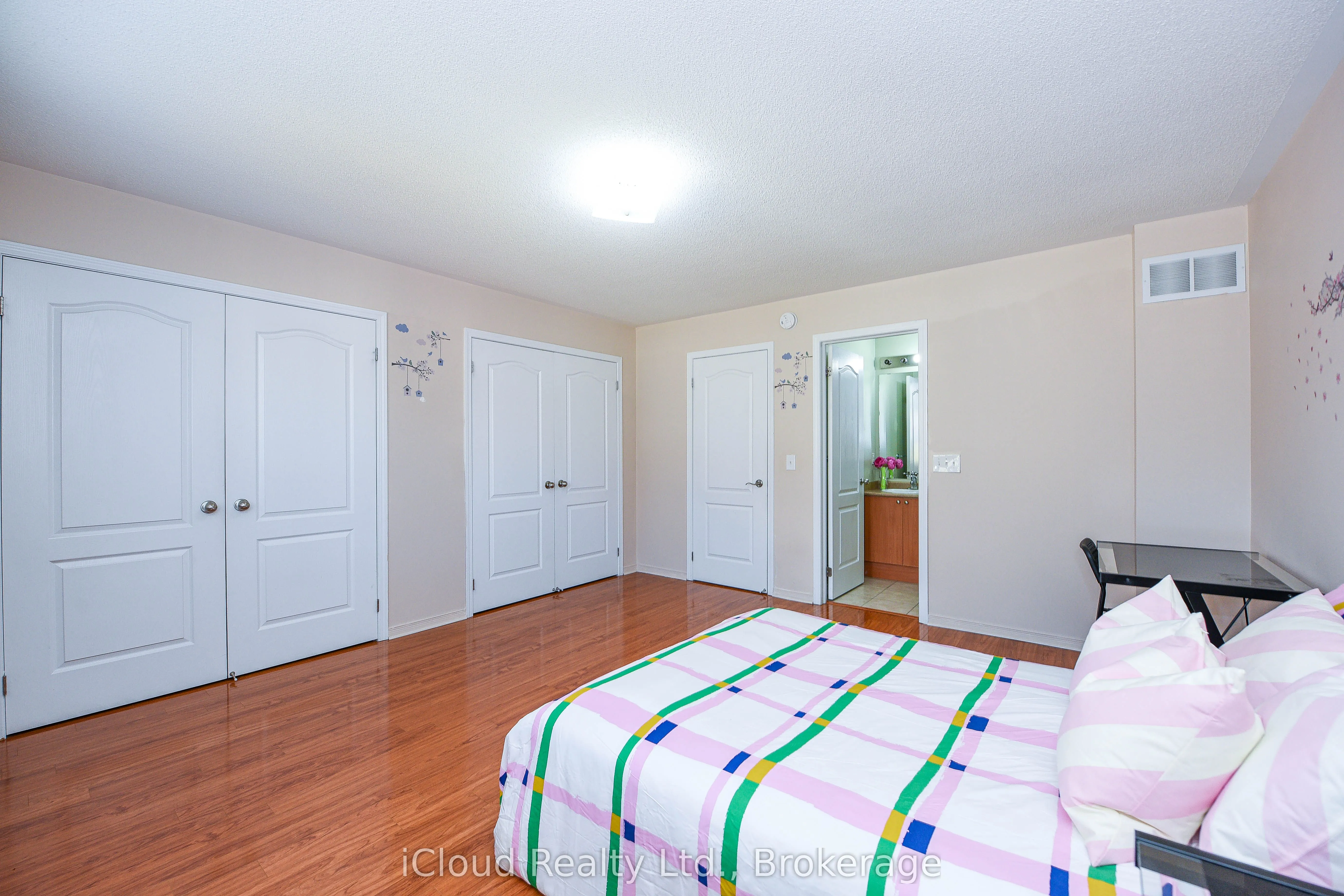 103 Cedar Lake Crescent, #131