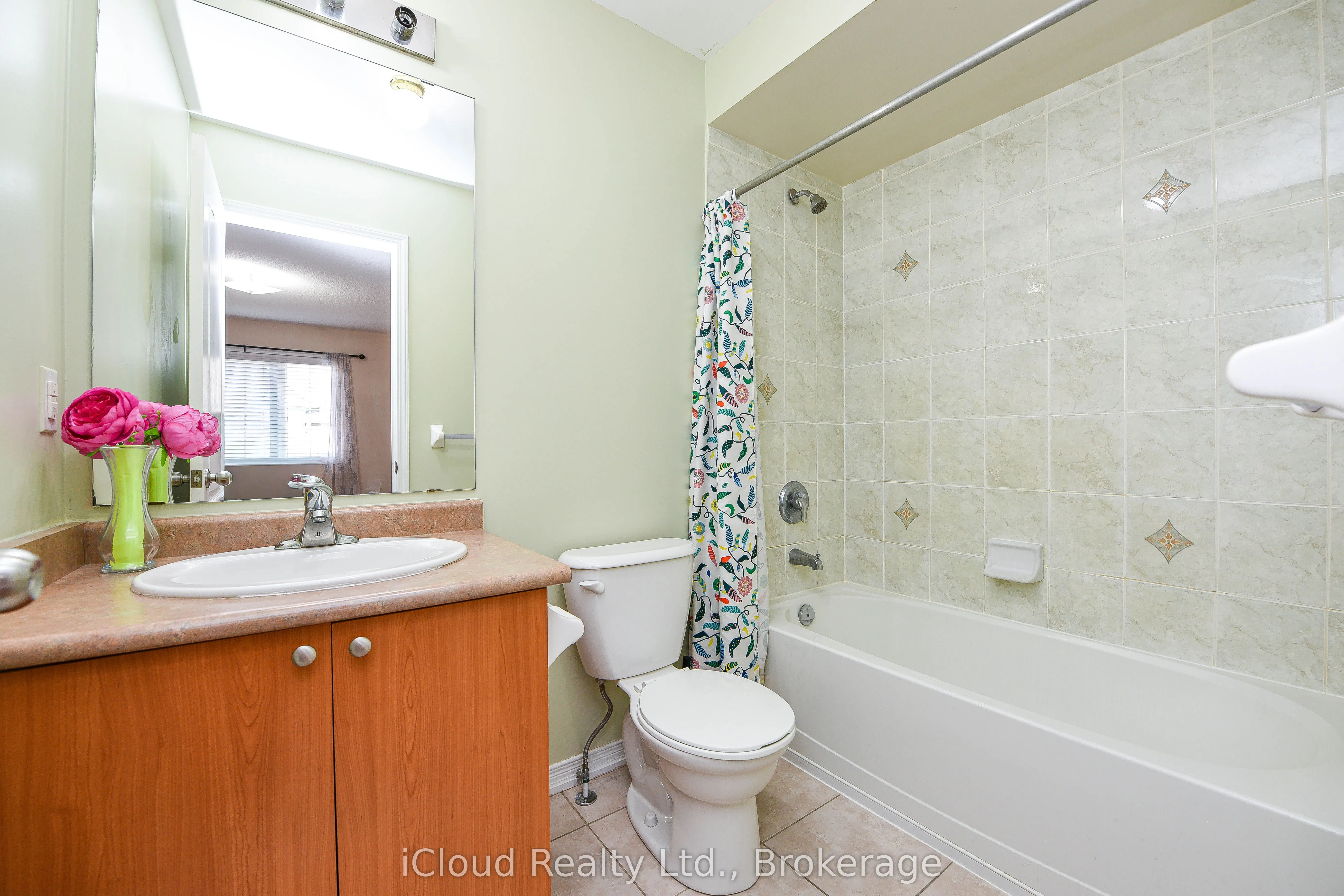 103 Cedar Lake Crescent, #131