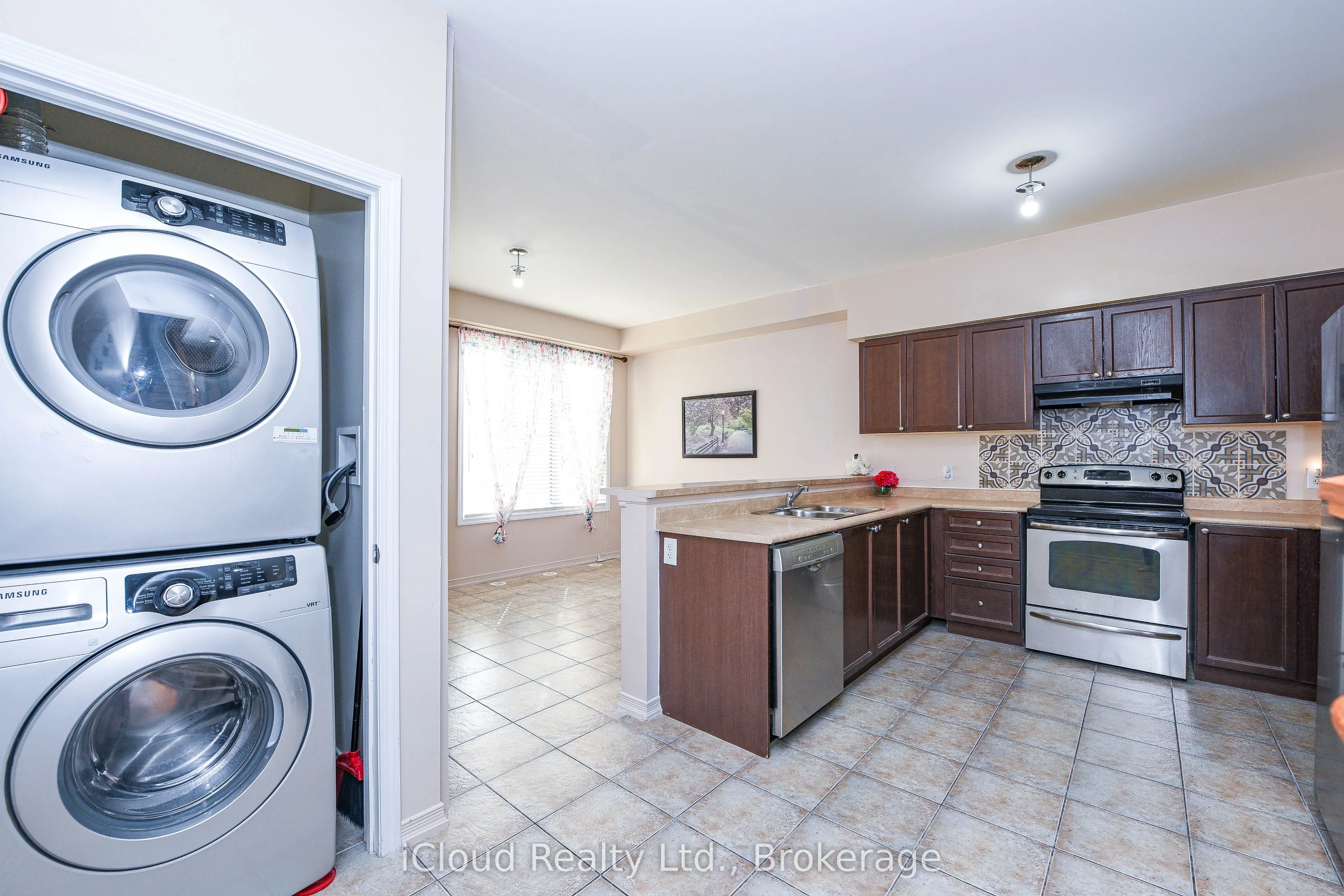 103 Cedar Lake Crescent, #131