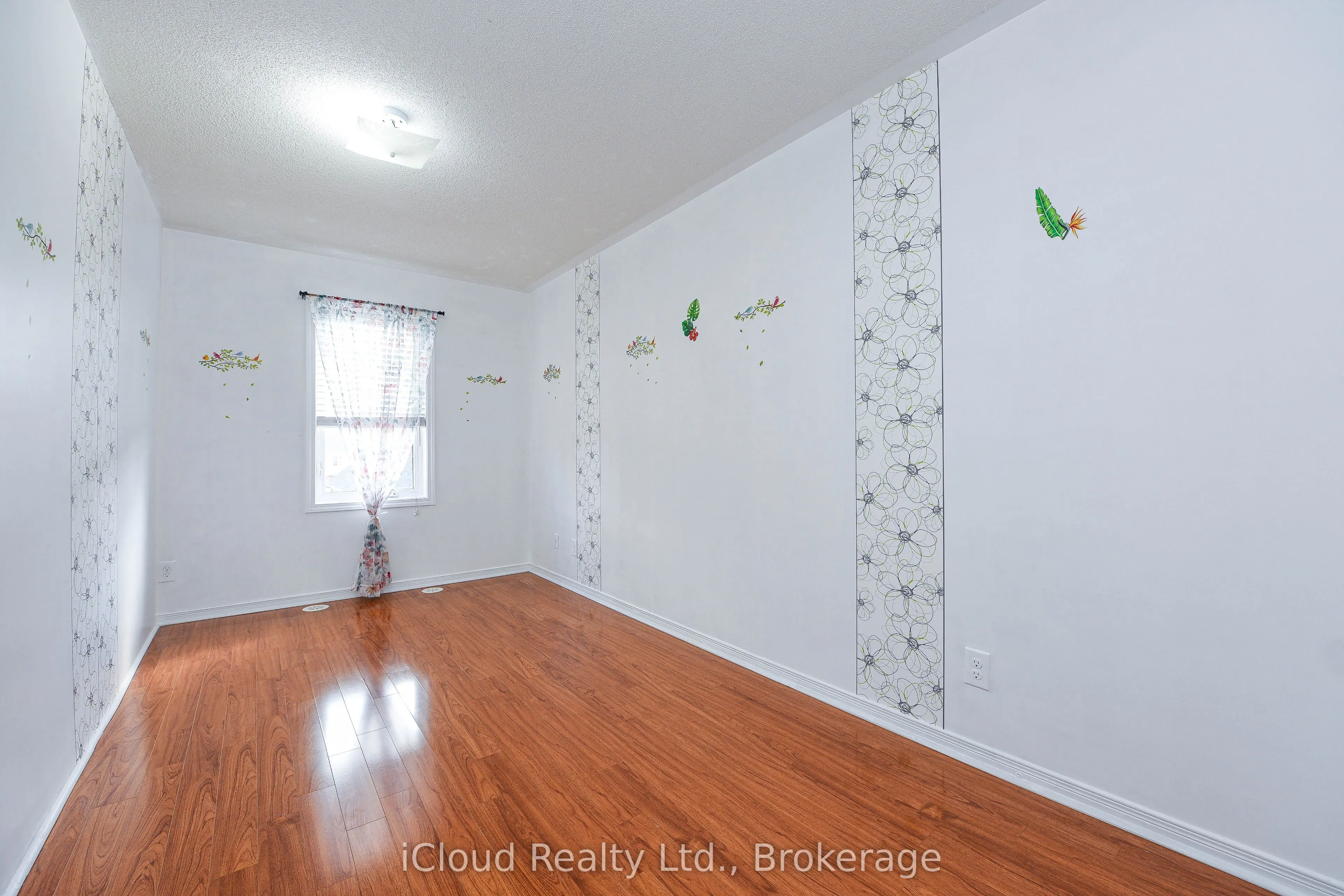 103 Cedar Lake Crescent, #131