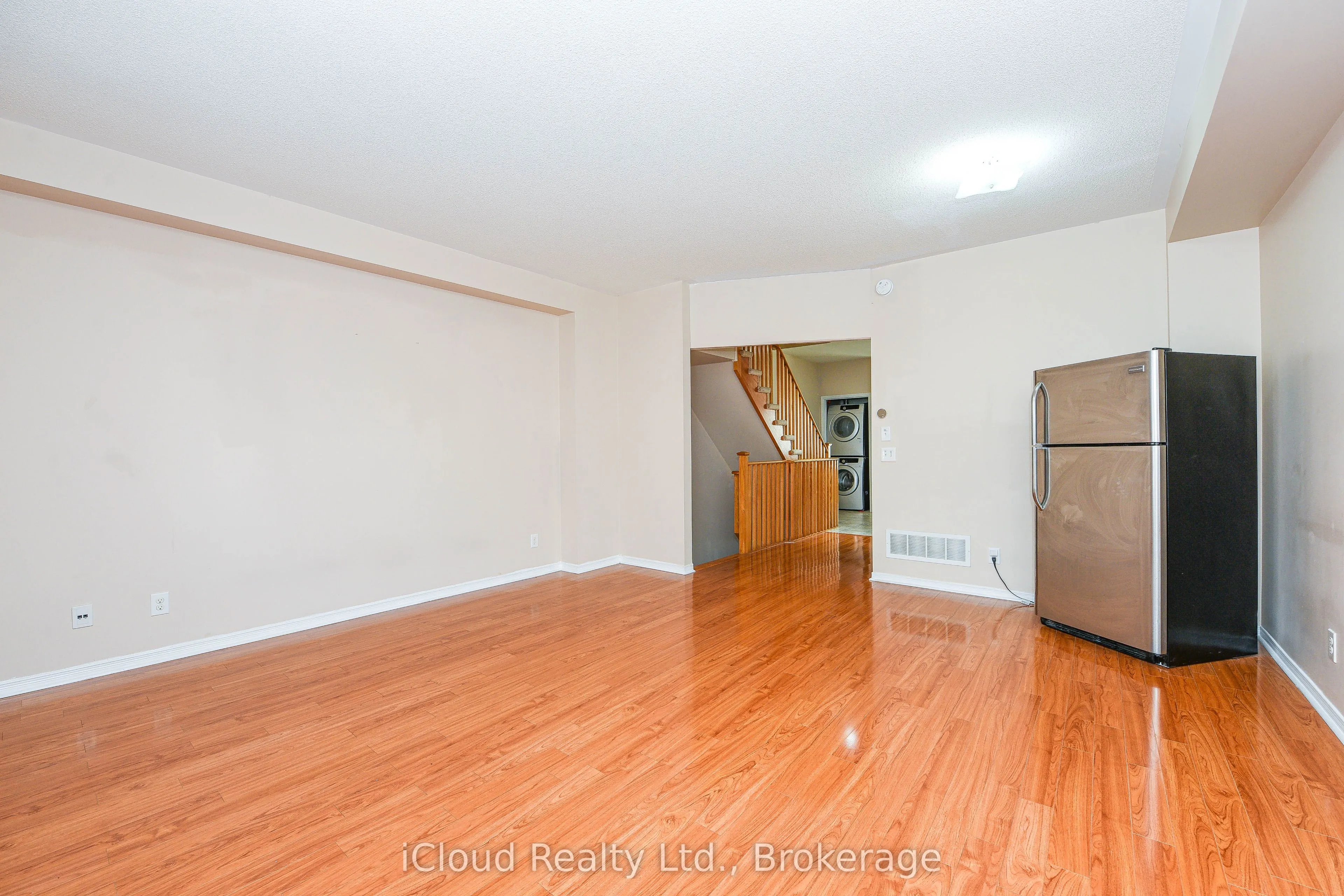 103 Cedar Lake Crescent, #131