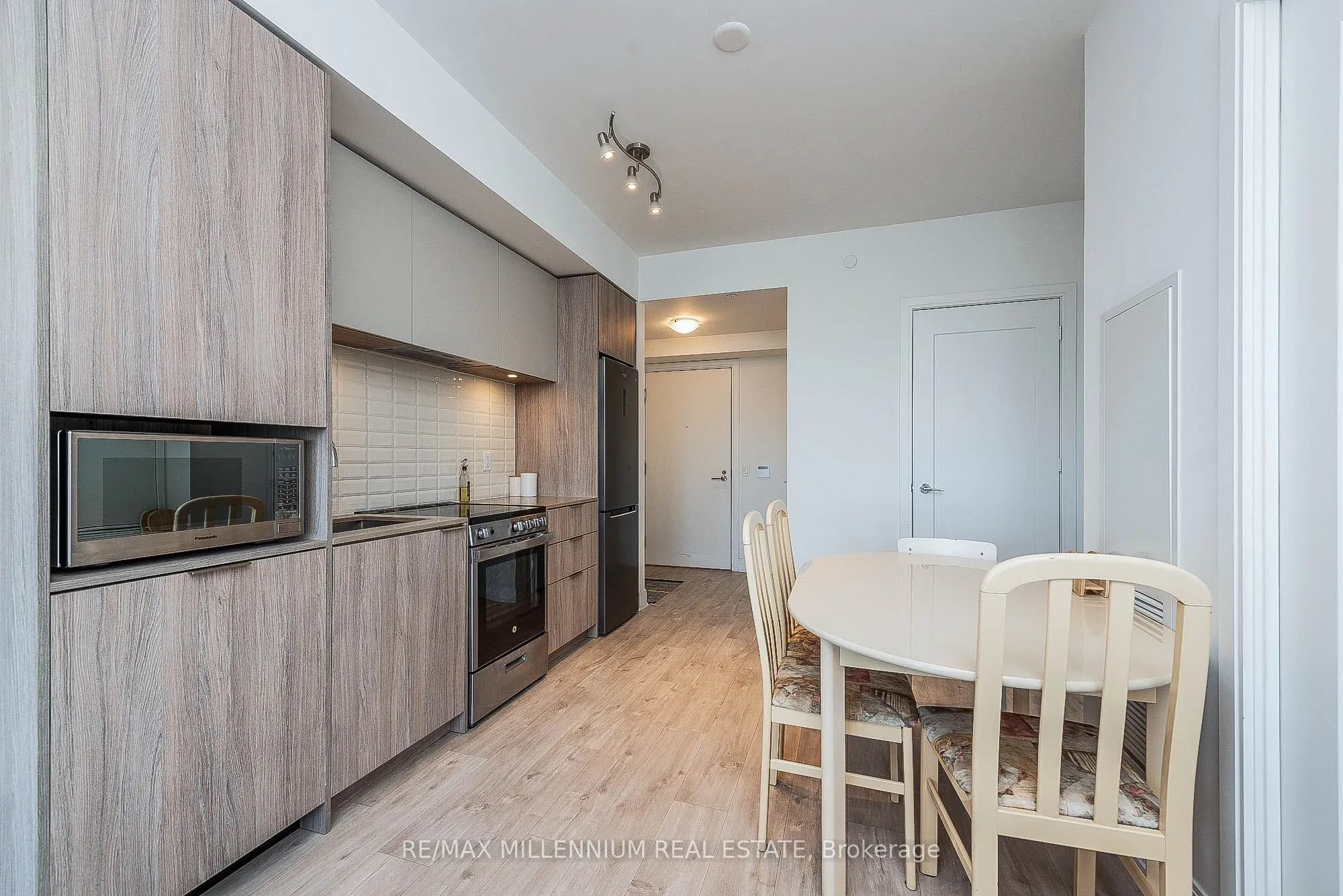 70 Annie Craig Drive #4801