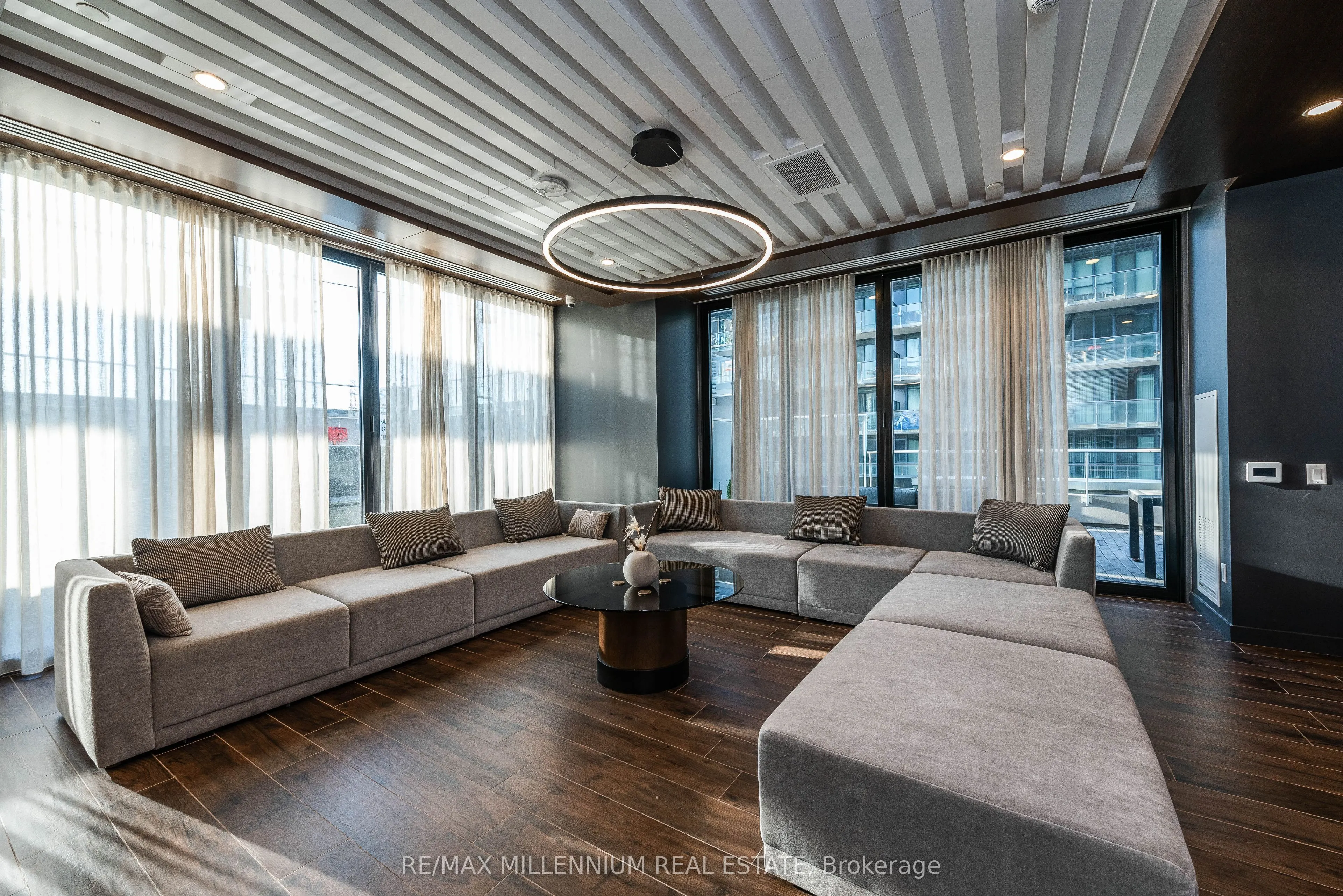 70 Annie Craig Drive #4801
