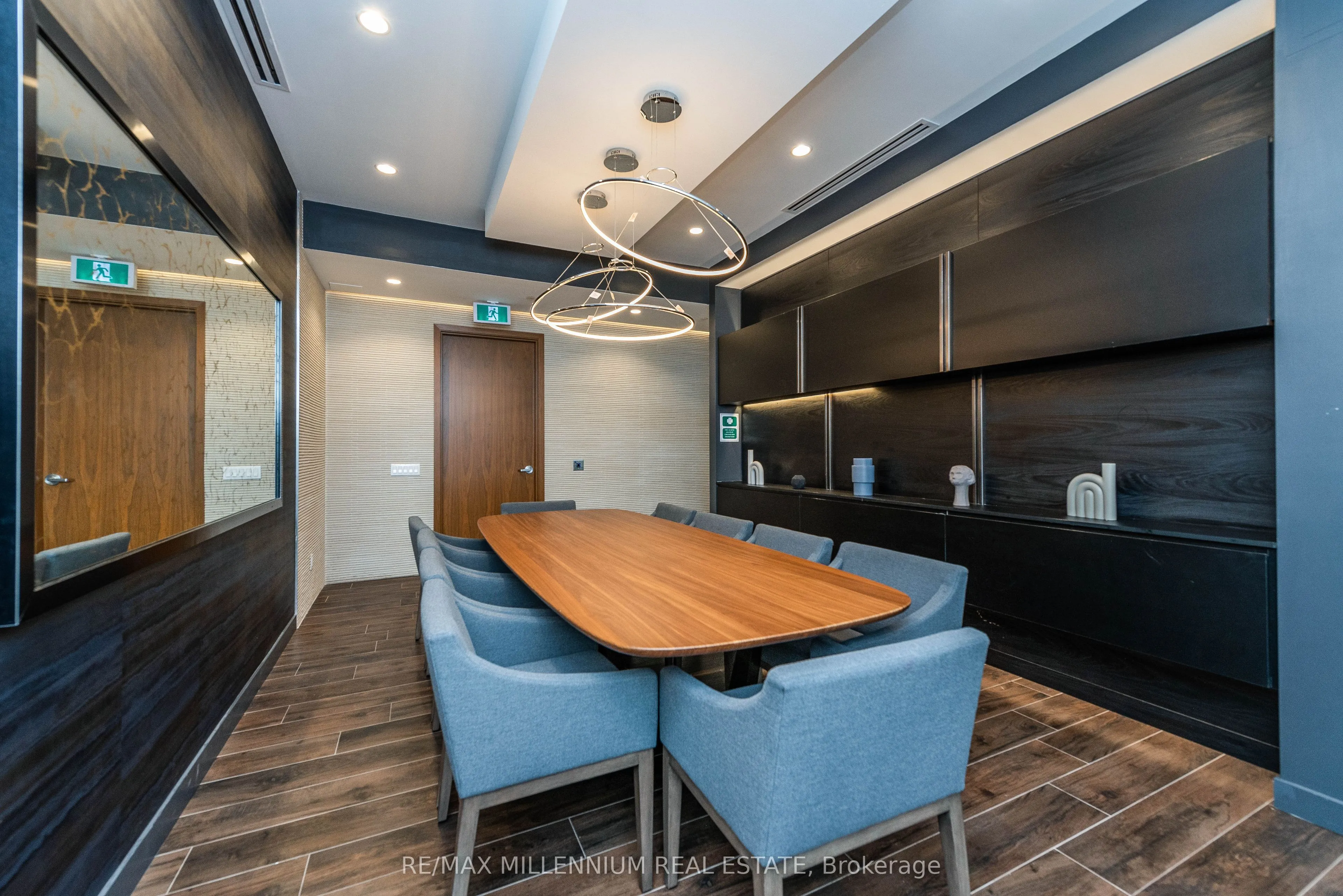 70 Annie Craig Drive #4801