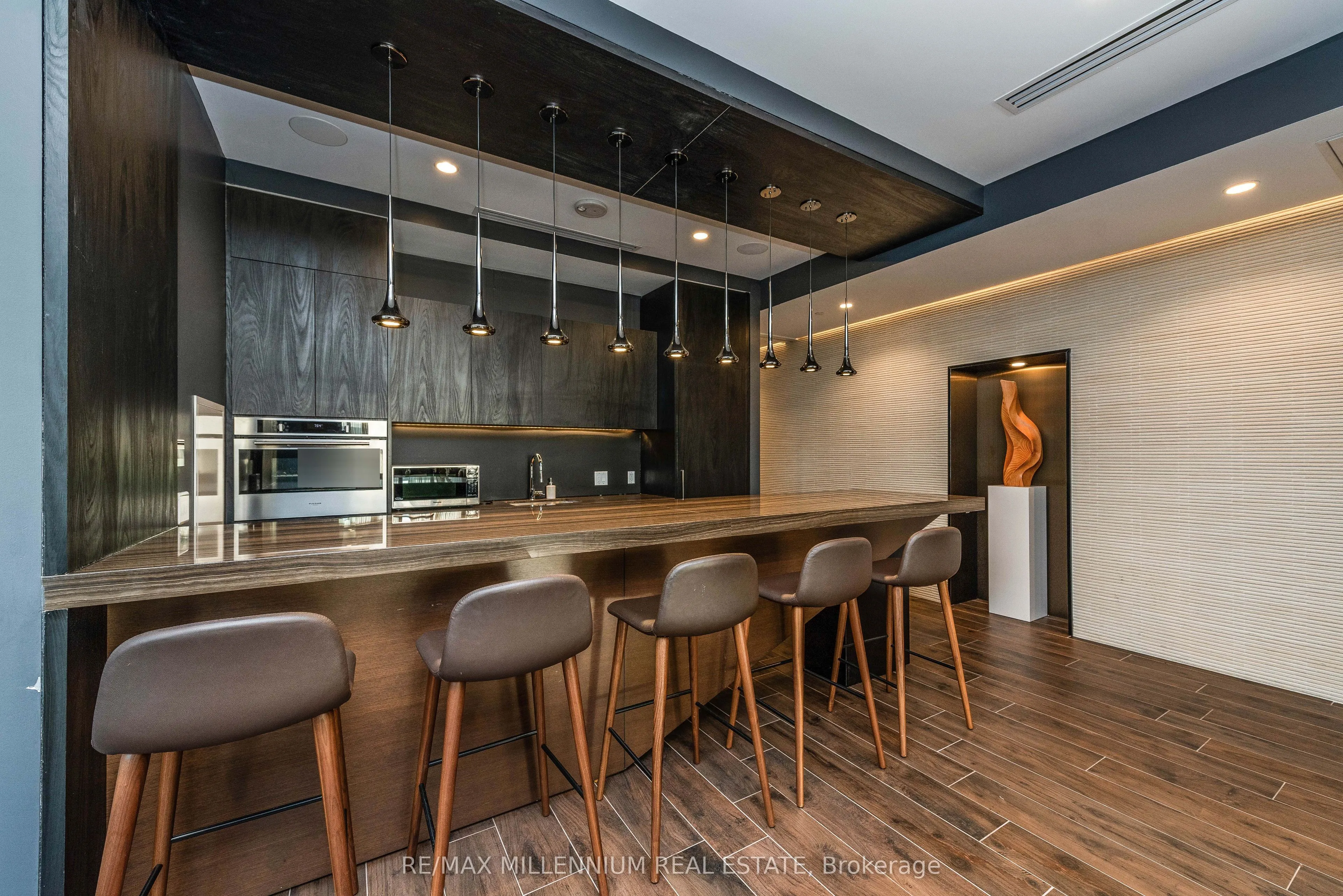 70 Annie Craig Drive #4801
