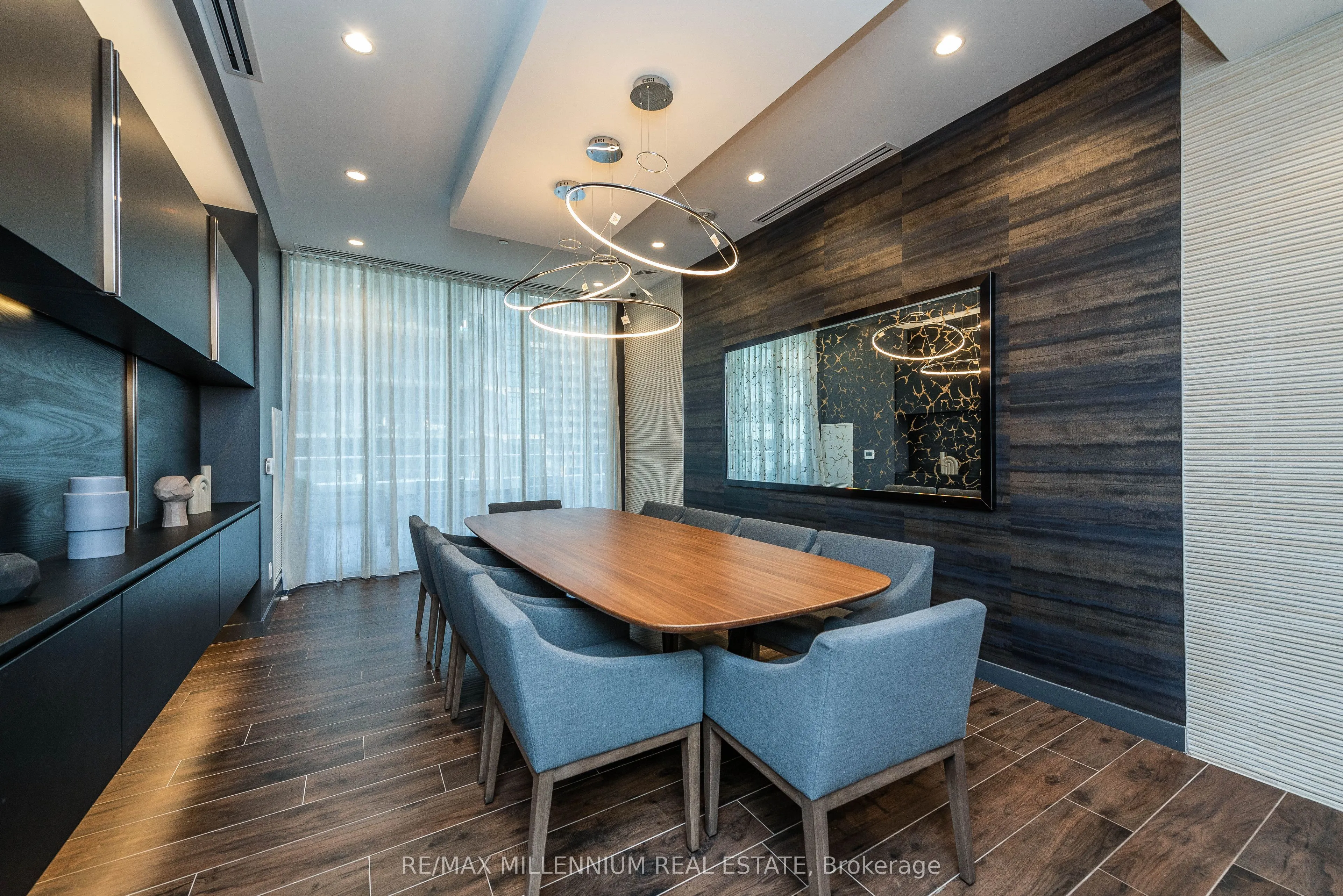 70 Annie Craig Drive #4801