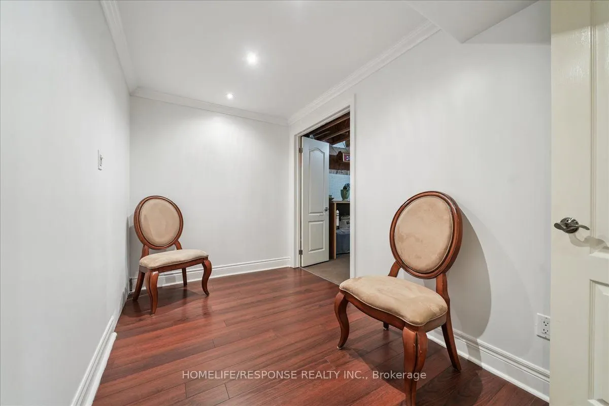 17 Mcnutt Street