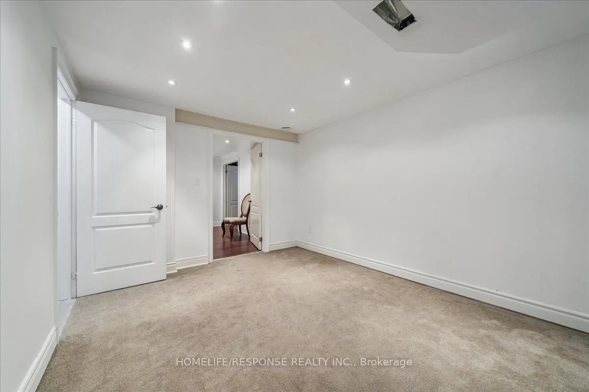 17 Mcnutt Street