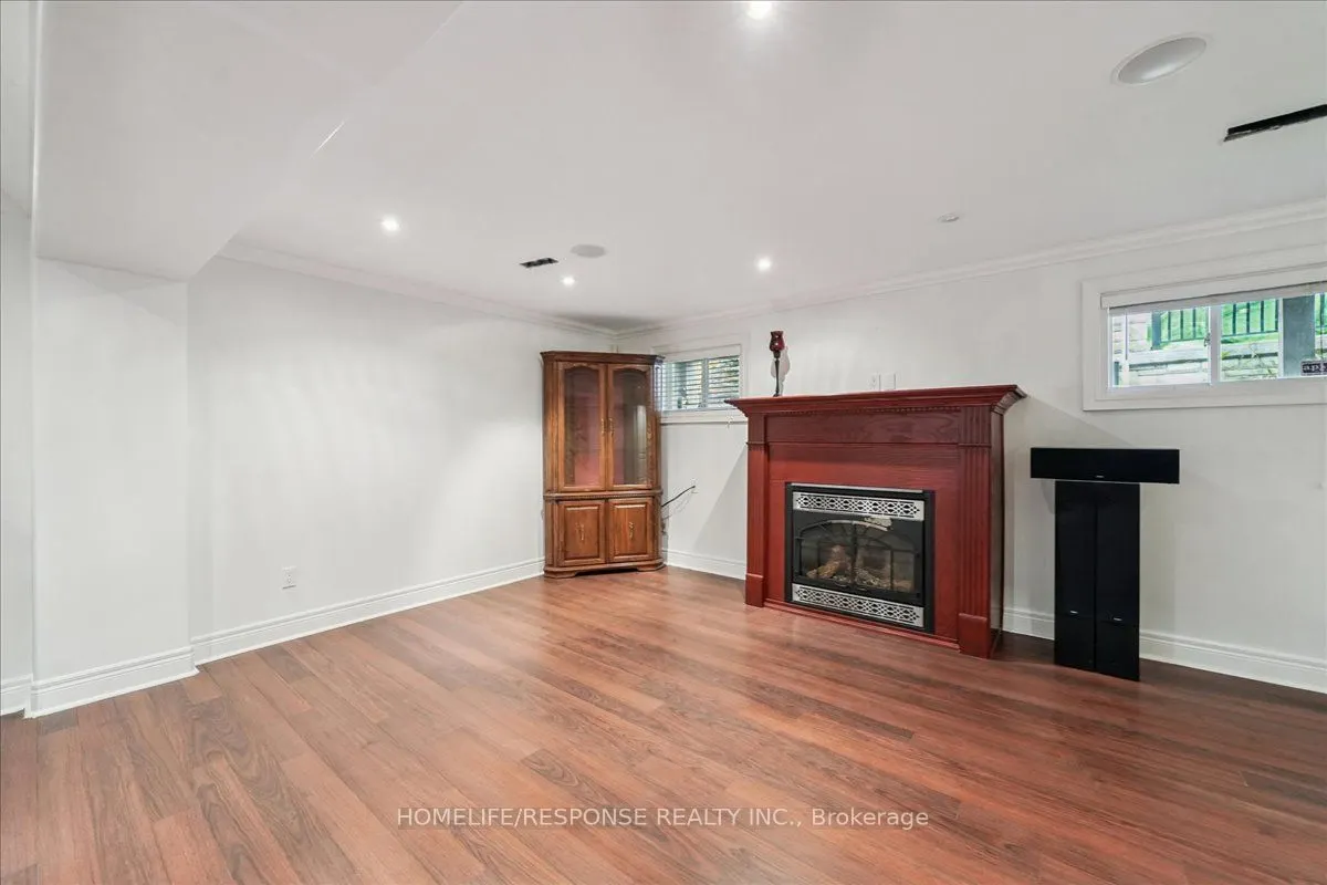 17 Mcnutt Street